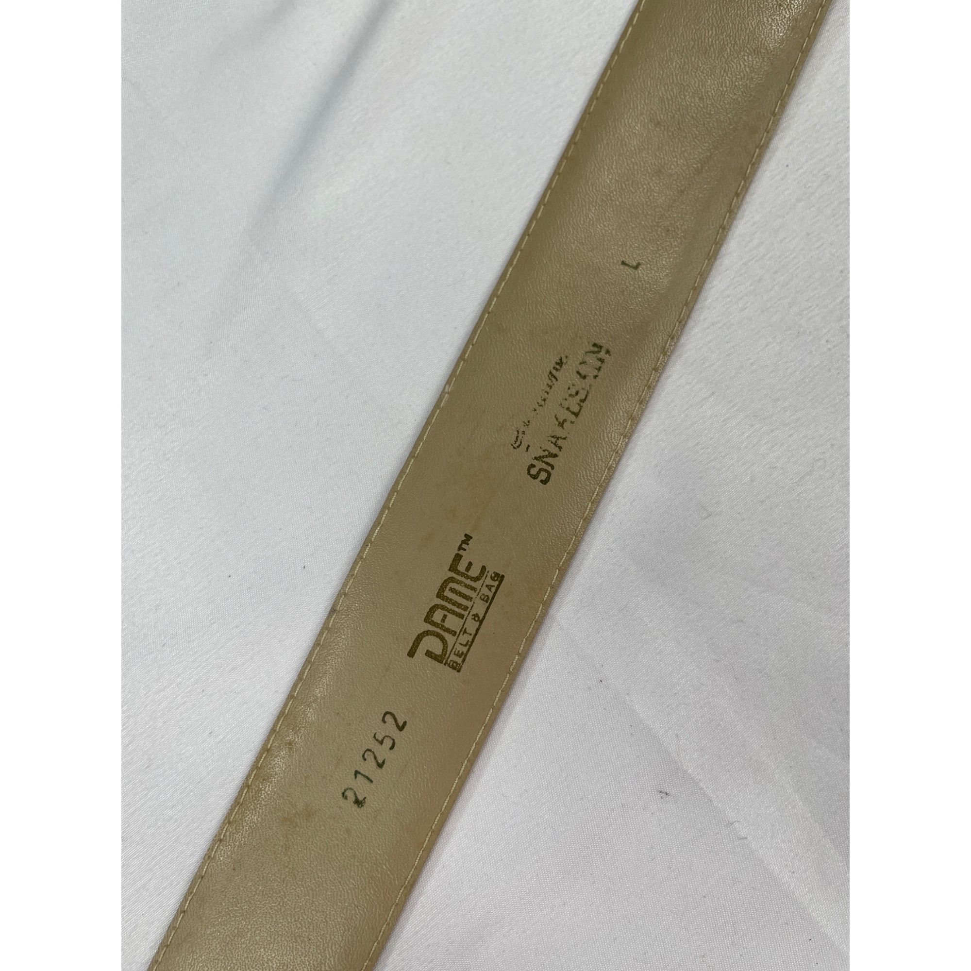 Designer Dame Belt And Bag SKU 7929 Elegant Beige Snake Embossed Leat Size ONE SIZE - 7 Thumbnail
