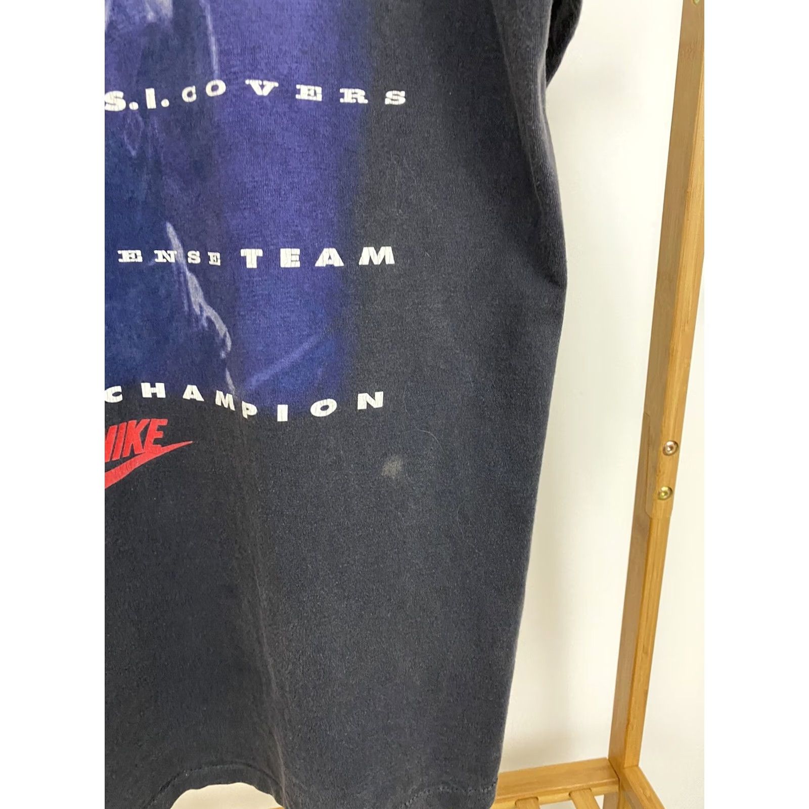Nike VTG Nike Michael Jordan What Time Is It? Finger Wag Sun Faded T-Shirt XL USA Men Short Sleeve Black Shirt Size US XL / EU 56 / 4 - 8 Thumbnail