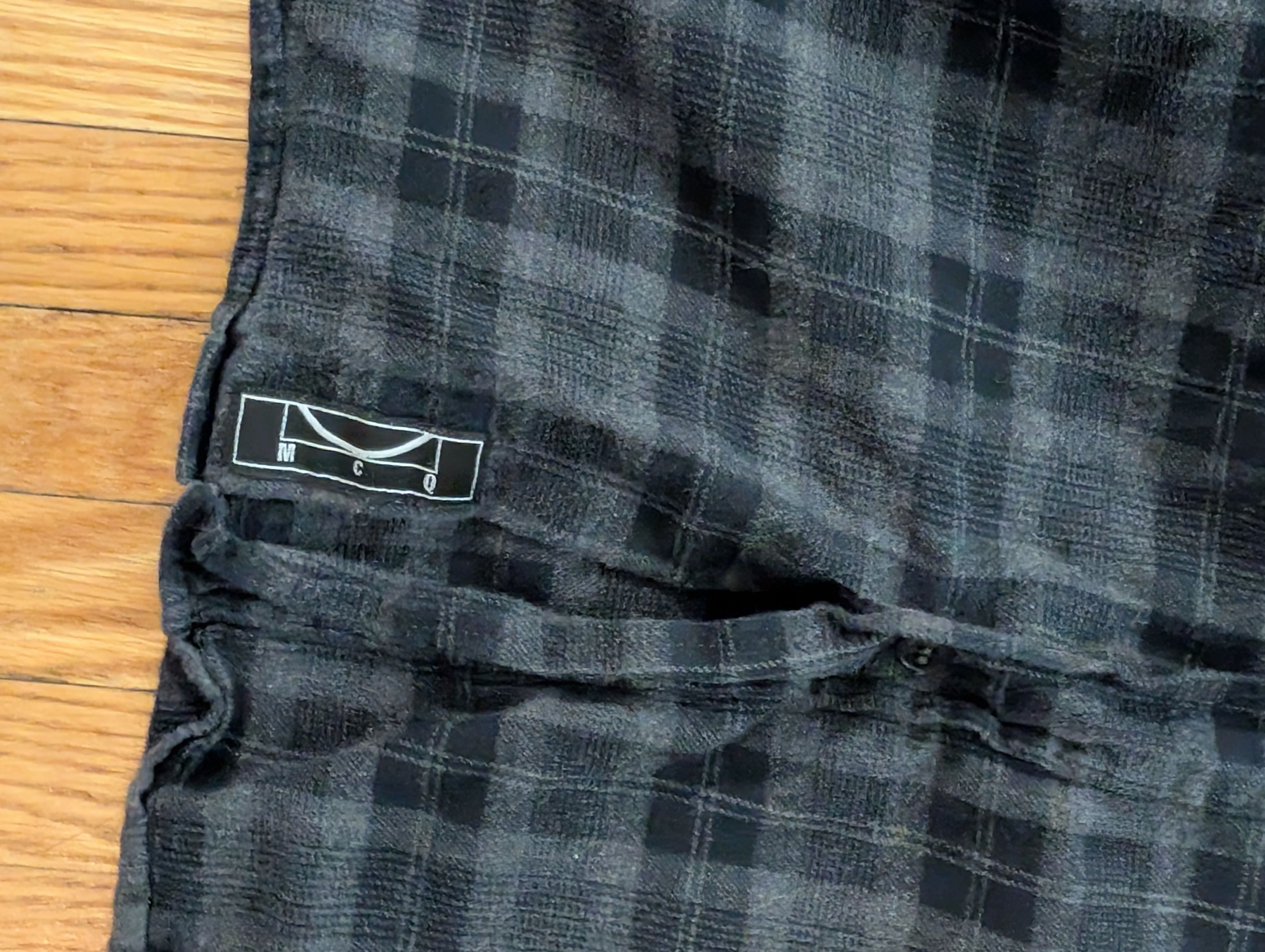 MCQ McQ X Alexander McQueen Graphic Flannel Size US L / EU 52-54 / 3 - 5 Thumbnail