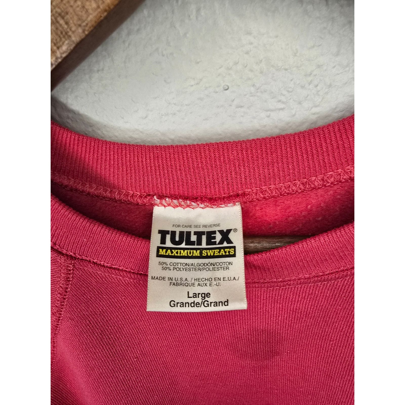 Tultex × Vintage Vintage Blank Sweater Tultex L Hot Pink Plain Sweatshirt 90s Size US L / EU 52-54 / 3 - 7 Thumbnail