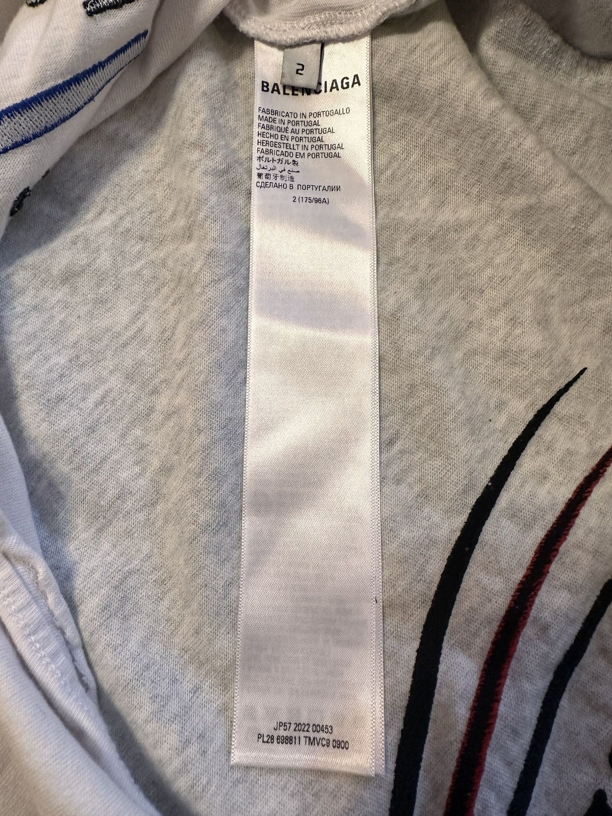 Balenciaga Balenciaga upside down tee Size US M / EU 48-50 / 2 - 8 Thumbnail