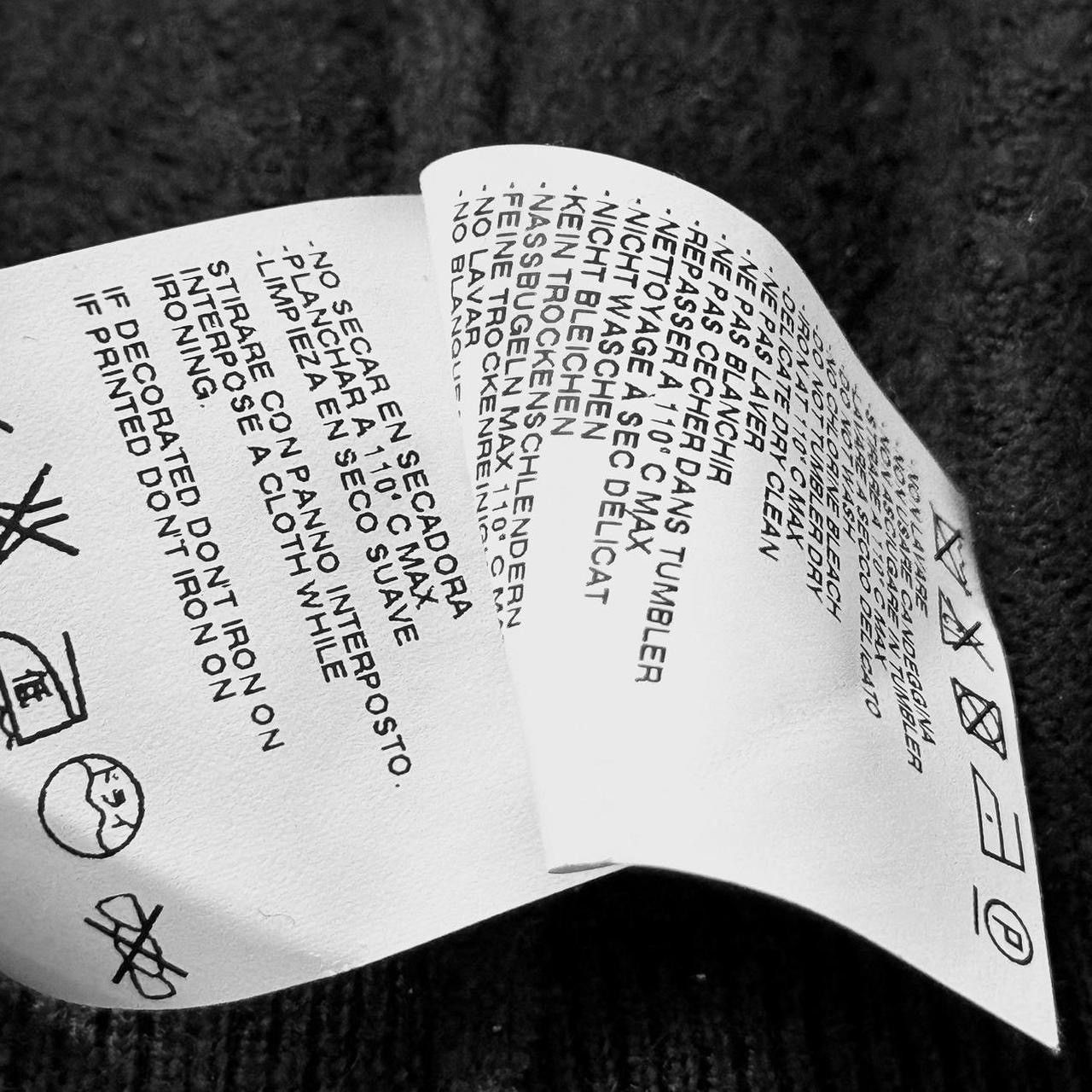 Vivienne Westwood Vivienne Westwood Sweater Cardigan with Planet Logo Size M / US 6-8 / IT 42-44 - 4 Thumbnail