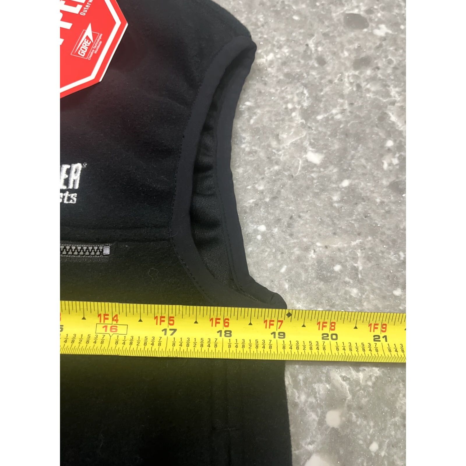 Vintage Gore Wind Stopper Black Fleece Zipper Vest Womens XS Shirt Vest Casual Womens XS Black Gore Wind Stopper Fleece Zipper Vest Size XS / US 0-2 / IT 36-38 - 4 Thumbnail