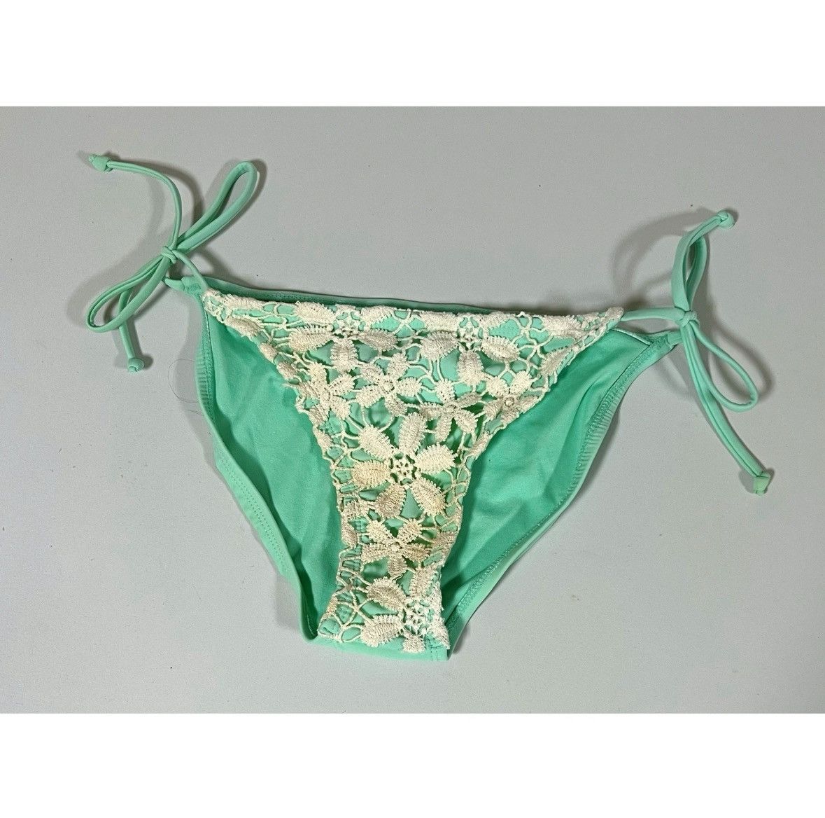 Japanese Brand × Vintage Mint Green Crochet Lace Bikini Bottoms Bathing Suit Size S ✨ Size ONE SIZE - 2 Thumbnail