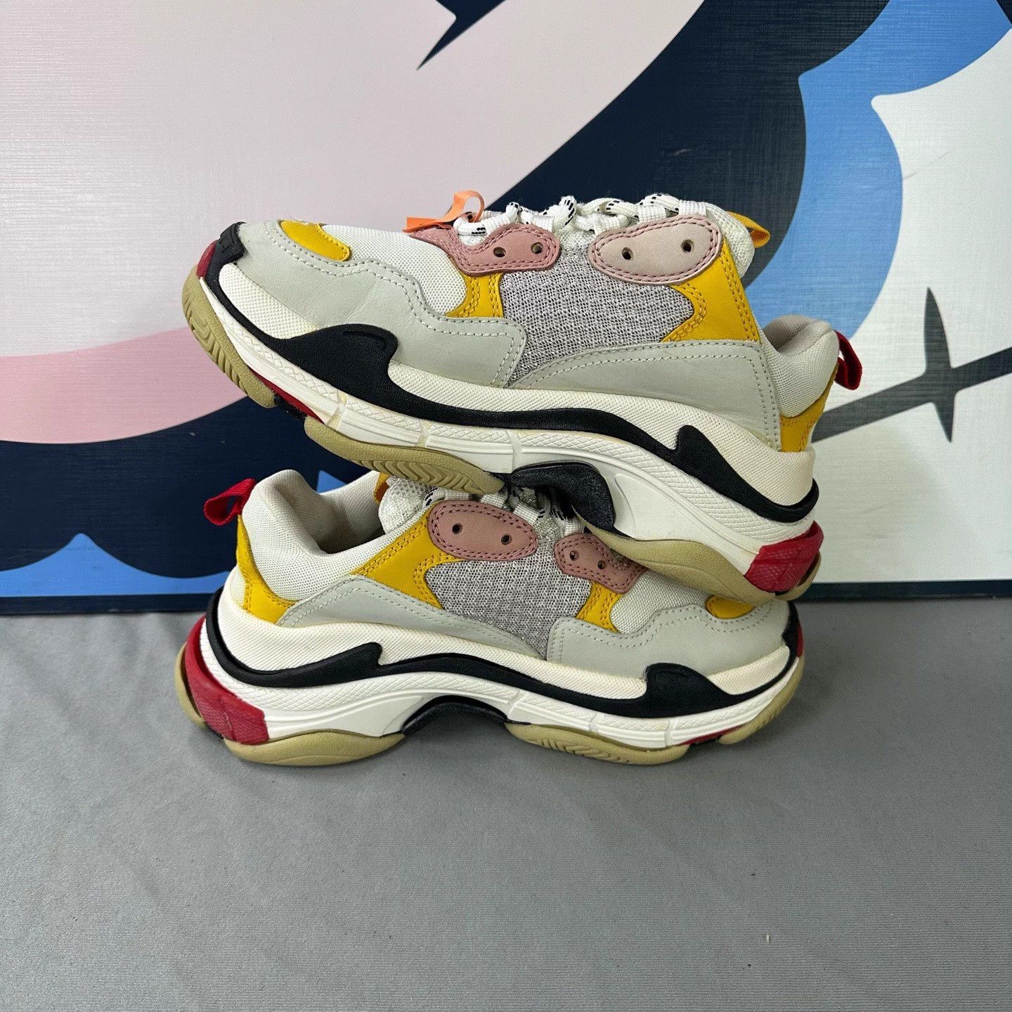 Balenciaga Balenciaga Triple S Mesh Washed Dad Shoe 37 Size US 6 / IT 36 - 4 Thumbnail