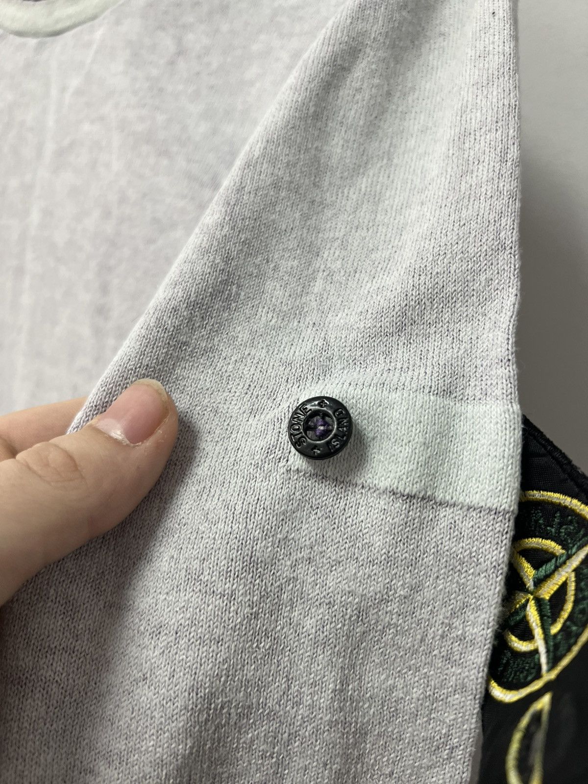Stone Island Vintage Stone Island Sweatshirt Crewneck Patch Size S Y2K Size US S / EU 44-46 / 1 - 10 Thumbnail