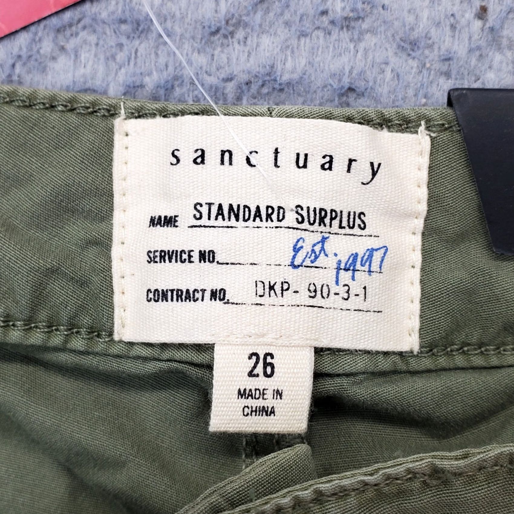 Sanctuary Sanctuary Standard Surplus Wanderer Shorts Womens 26 Green Stretch Cuffed Hem Size 26" / US 2 / IT 38 - 6 Thumbnail