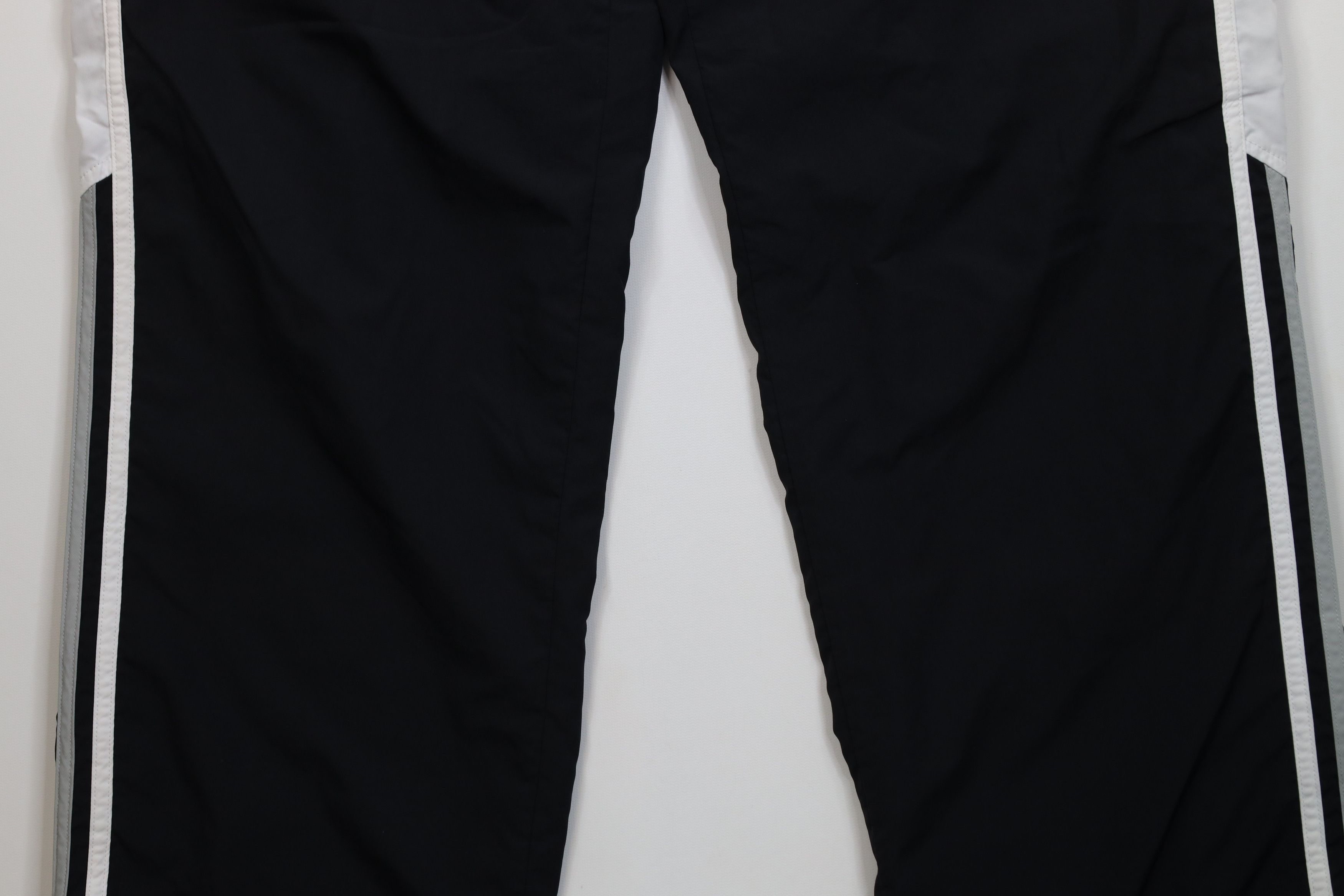 Adidas Vintage Y2K Adidas Spell Lined Wide Leg Windbreaker Pants Size US 38 / EU 54 - 4 Thumbnail