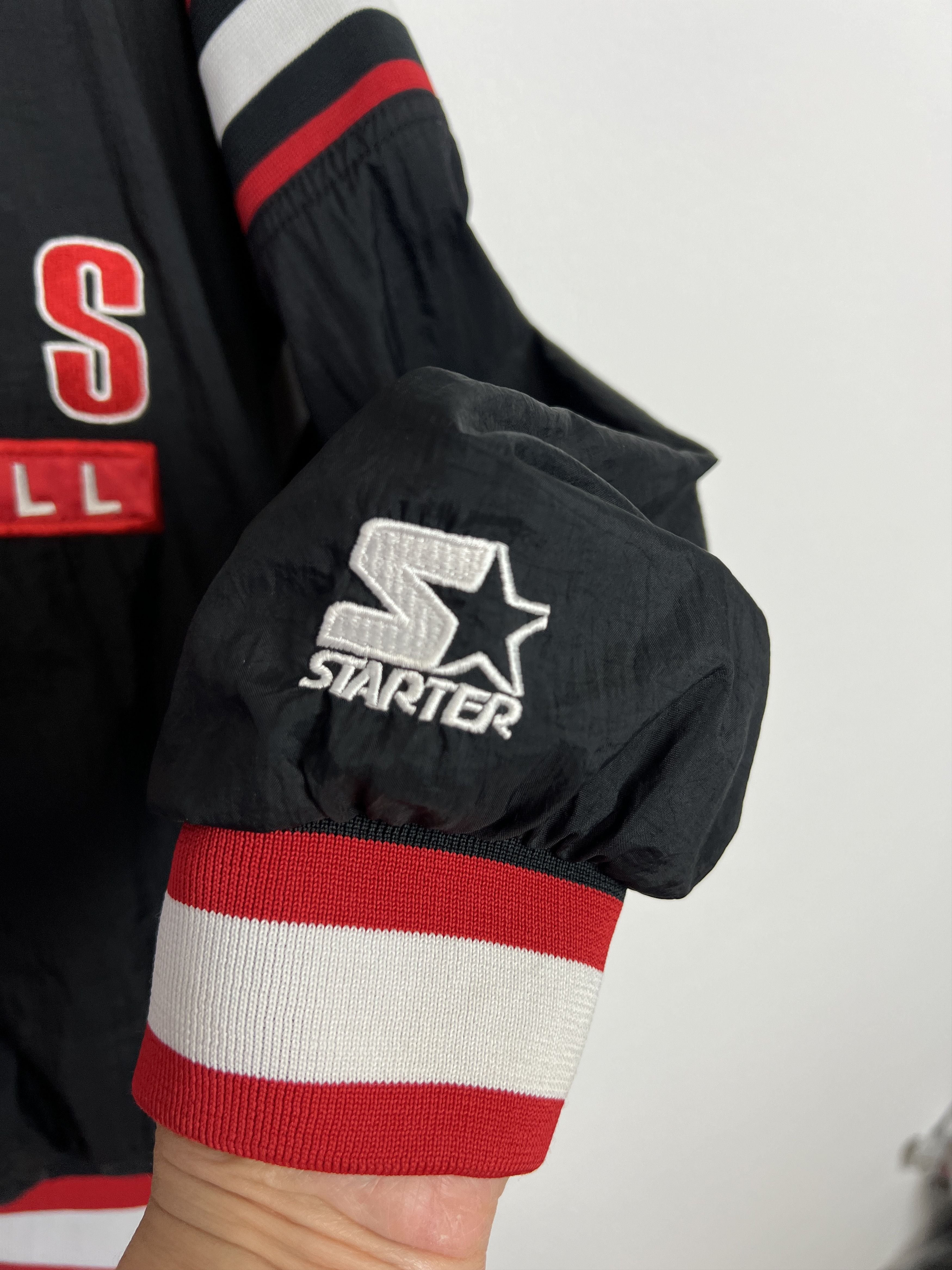 Starter Vintage 90's Starter Chicago Bulls NBA Jacket Windbreaker Size US XL / EU 56 / 4 - 7 Thumbnail