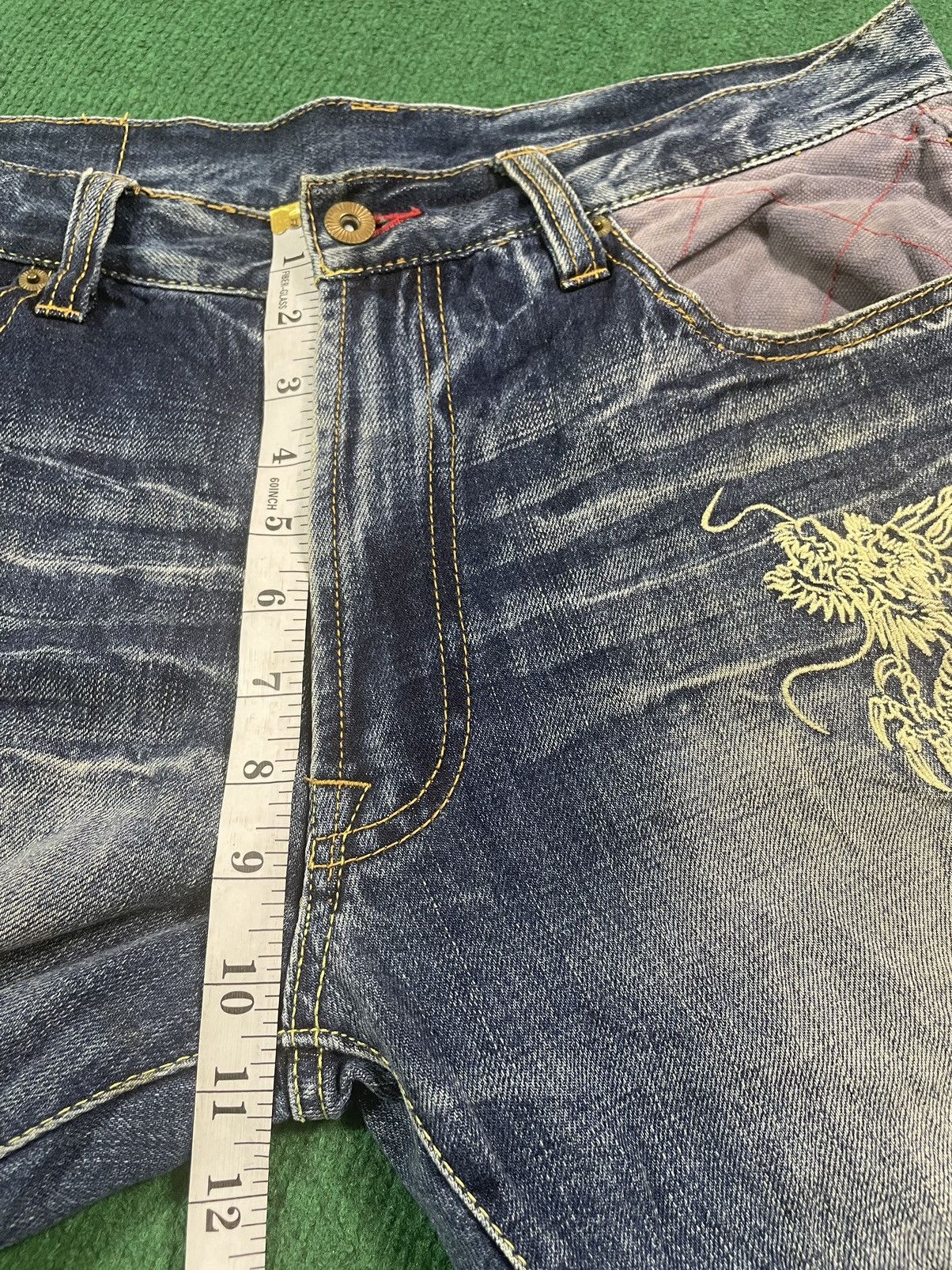 Eternal Vintage Eternal Dragon Embroidered Short Jeans Size US 34 / EU 50 - 12 Thumbnail