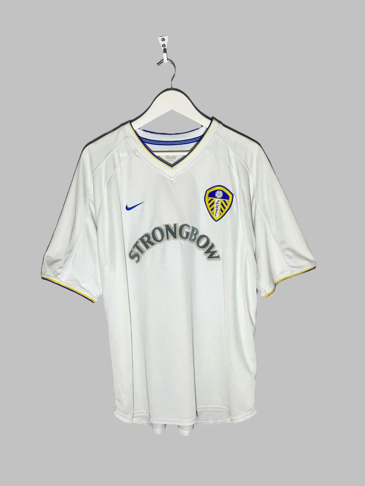 Nike × Vintage Leeds United Nike 2000/02 Home Vintage Football Shirt Size US XL / EU 56 / 4 - 1 Thumbnail