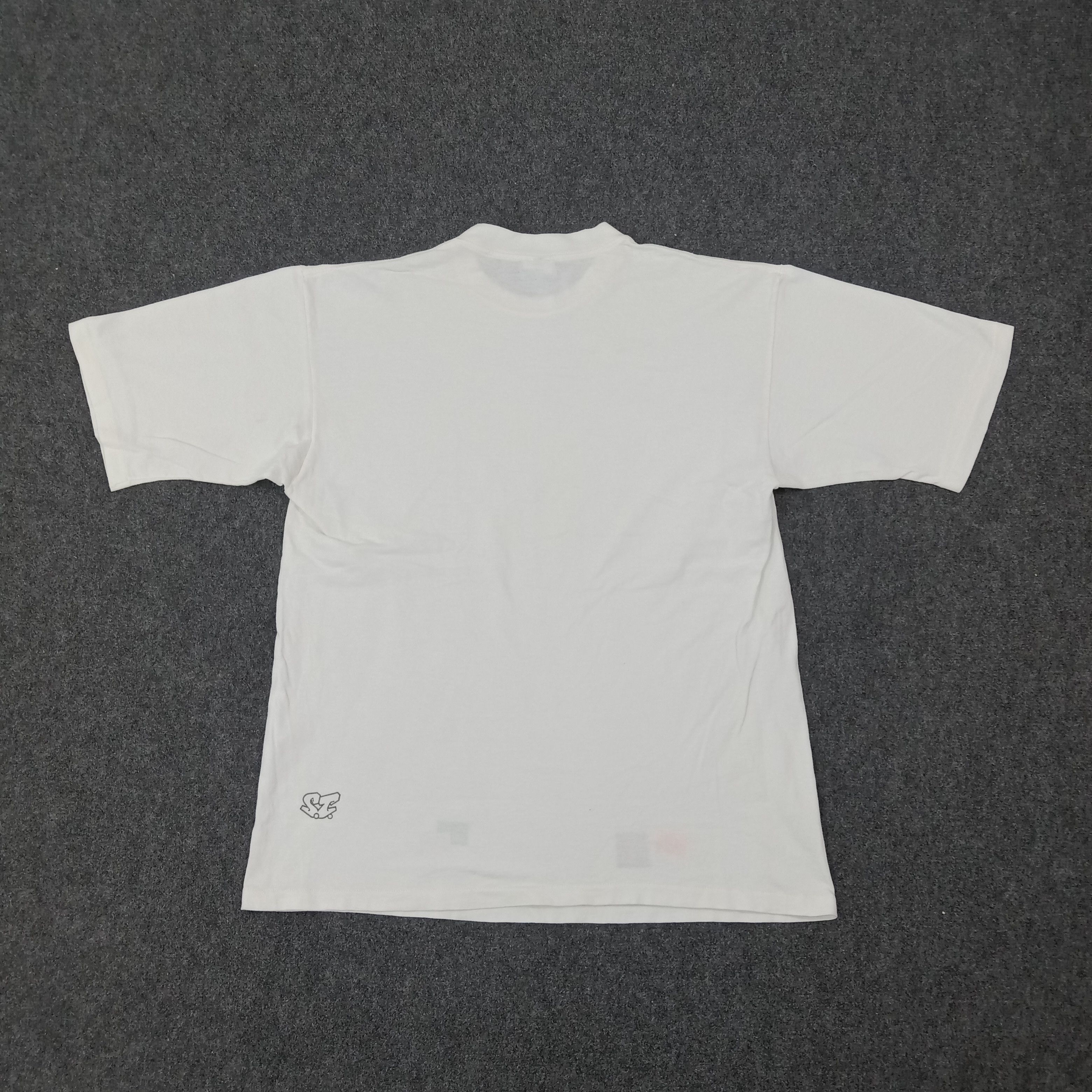 Vintage 90s Airbrush Hip Hop DJ EDM Tshirt C267N40 Size US L / EU 52-54 / 3 - 5 Thumbnail