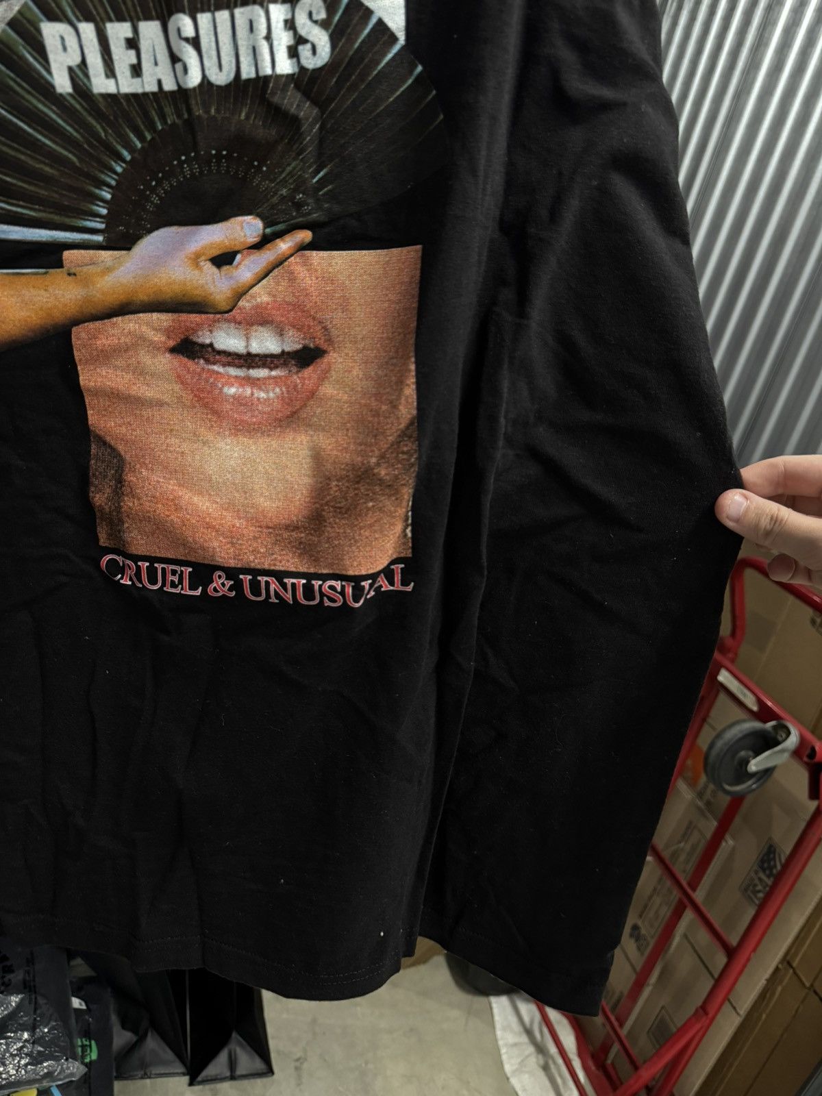 Pleasures Pleasures x Rolling Stones T-Shirt Size XXL Size US XXL / EU 58 / 5 - 10 Thumbnail