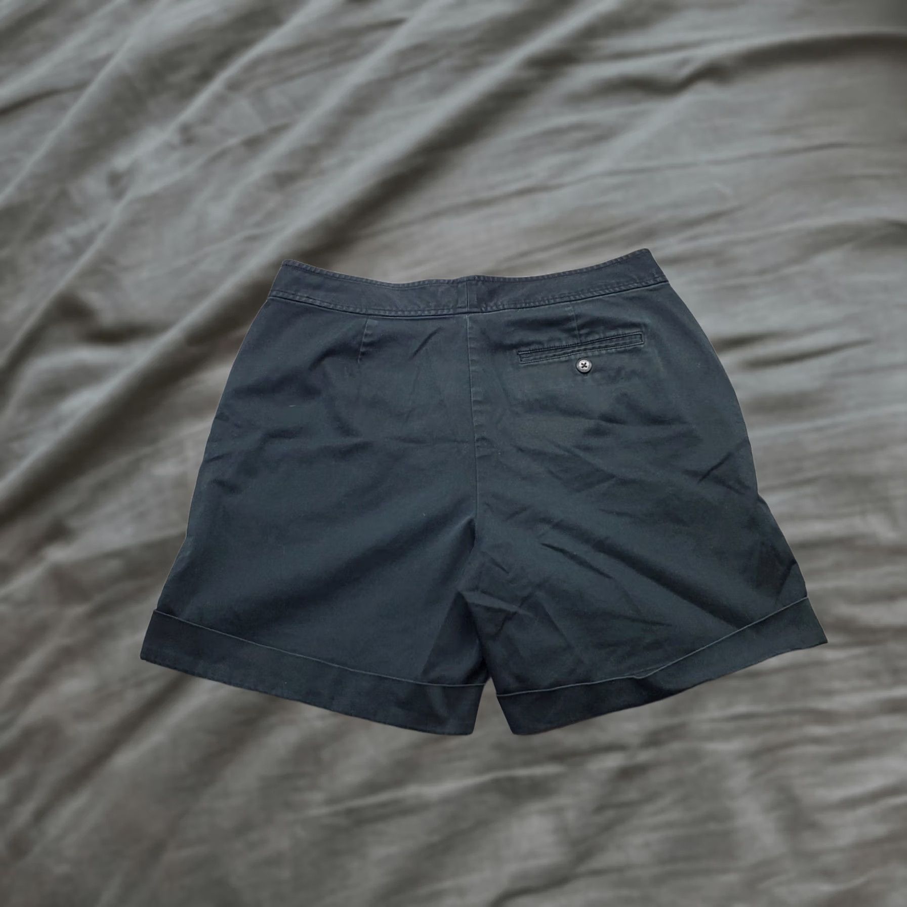 Ralph Lauren Lauren Ralph Lauren Chino Shorts Womens Size 10 Black Cotton Slash Pocket Cuffed Hem Size 32" / US 10 / IT 46 - 1 Thumbnail