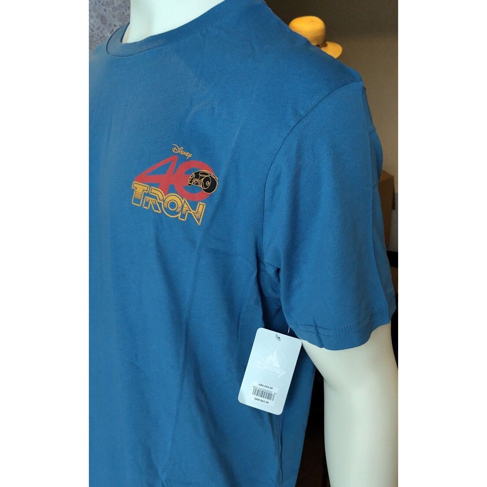 Disney Disney's Tron 40th, Flynns Arcade Short Sleeve T-Shirt L Size US L / EU 52-54 / 3 - 6 Thumbnail