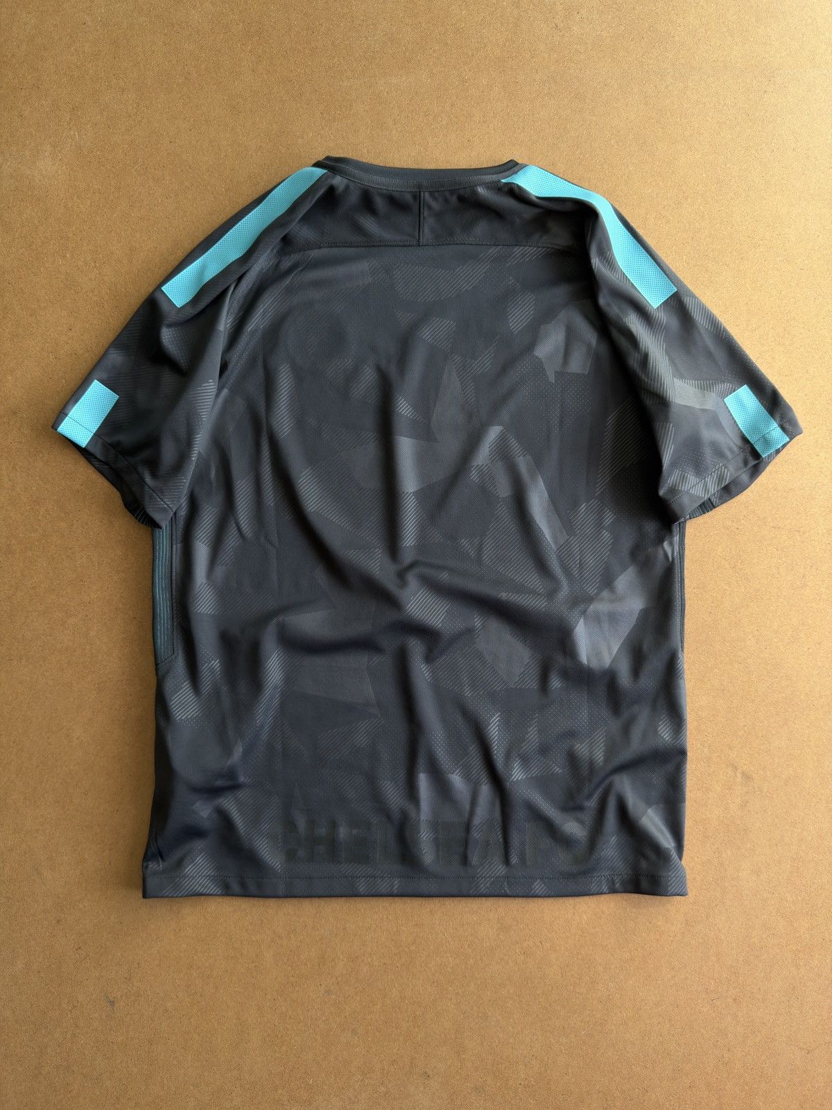 Nike Nike Chelsea FC 2017/18 3rd Football Shirt Soccer Jersey Size US L / EU 52-54 / 3 - 8 Thumbnail