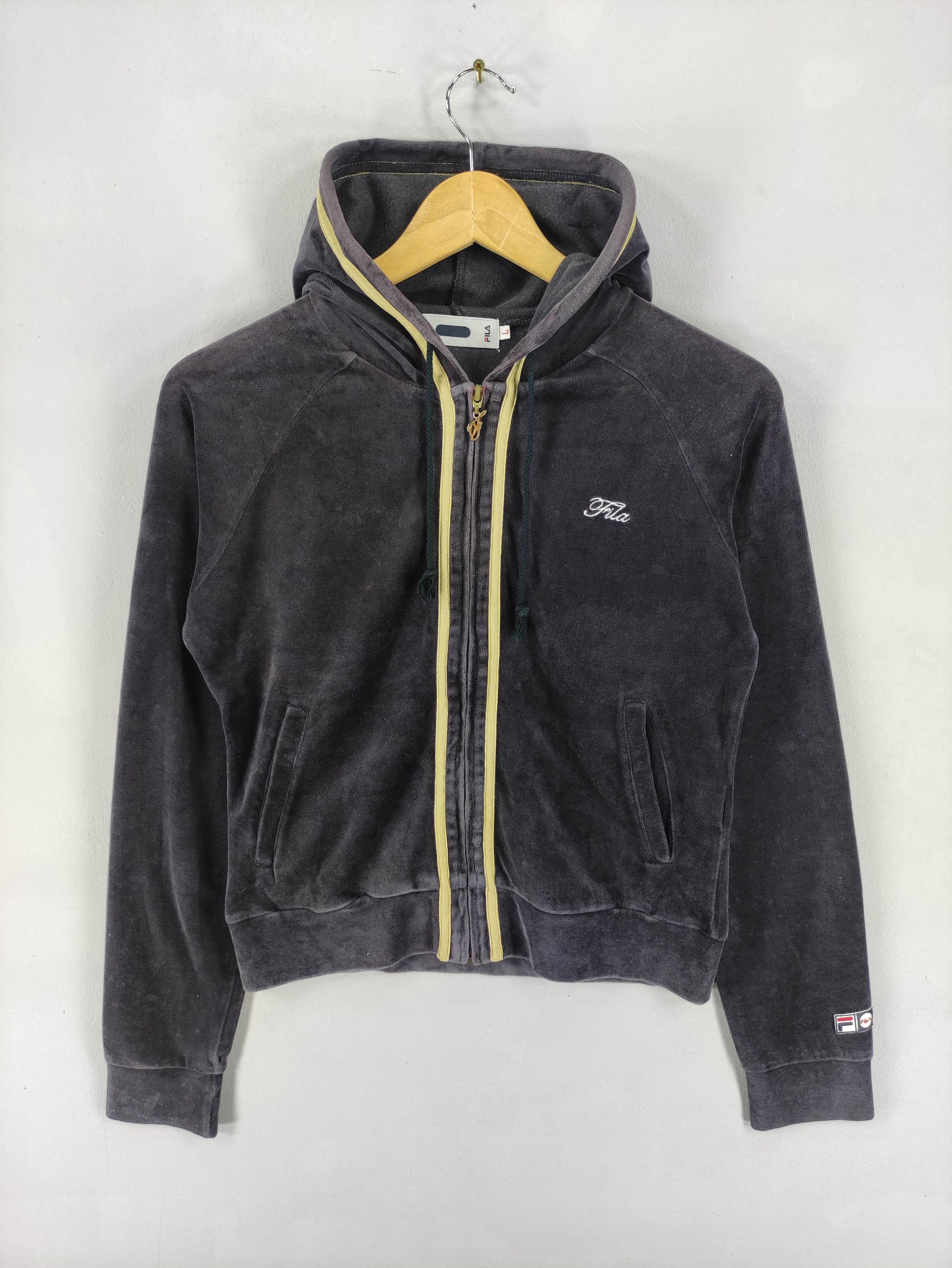 Fila Vintage Fila Velvet Pull Over Hoodie Sweater Zipper Size L / US 10 / IT 46 - 1 Thumbnail