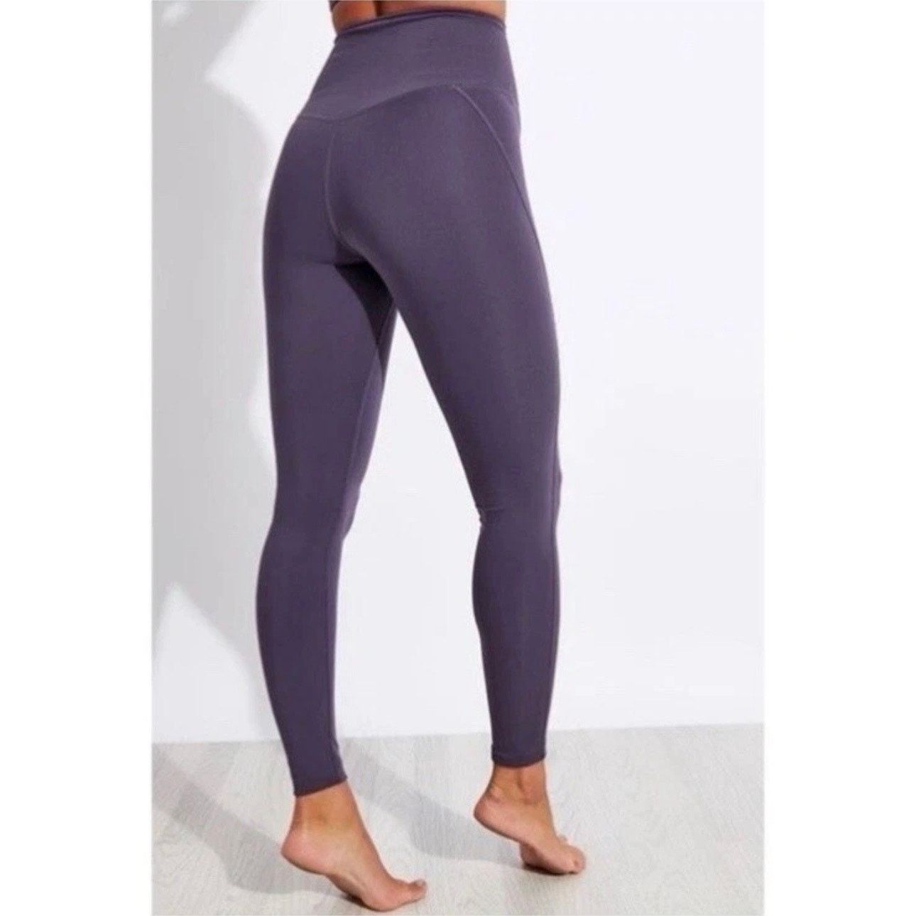 Girlfriend Collective Girlfriend Collective Purple Compressive High Waist Leggings Size 27" / US 4 / IT 40 - 6 Thumbnail