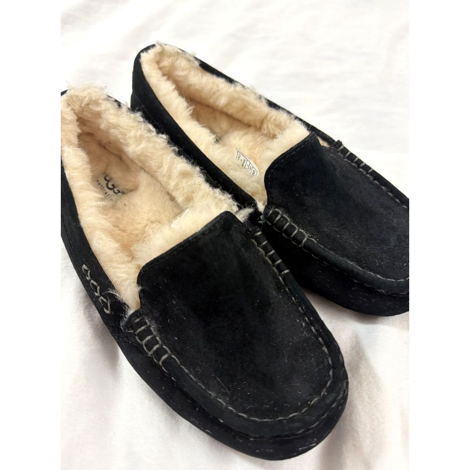 UGG Ansley Slipper Womens 7 Black Suede Sheepskin Lined 