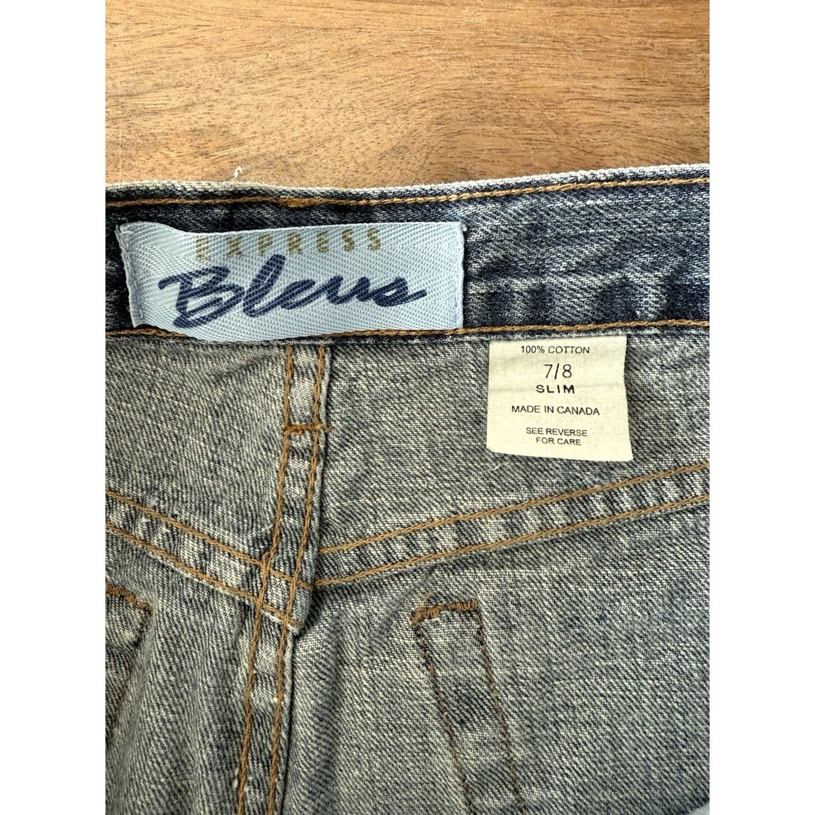 Express VINTAGE Express Jeans Women 7/8 Slim Den﻿im High Rise Mom Tapered 29x31 Blue 80s 90s Grunge Logo City Punk Womens Size 30" / US 8 / IT 44 - 3 Thumbnail