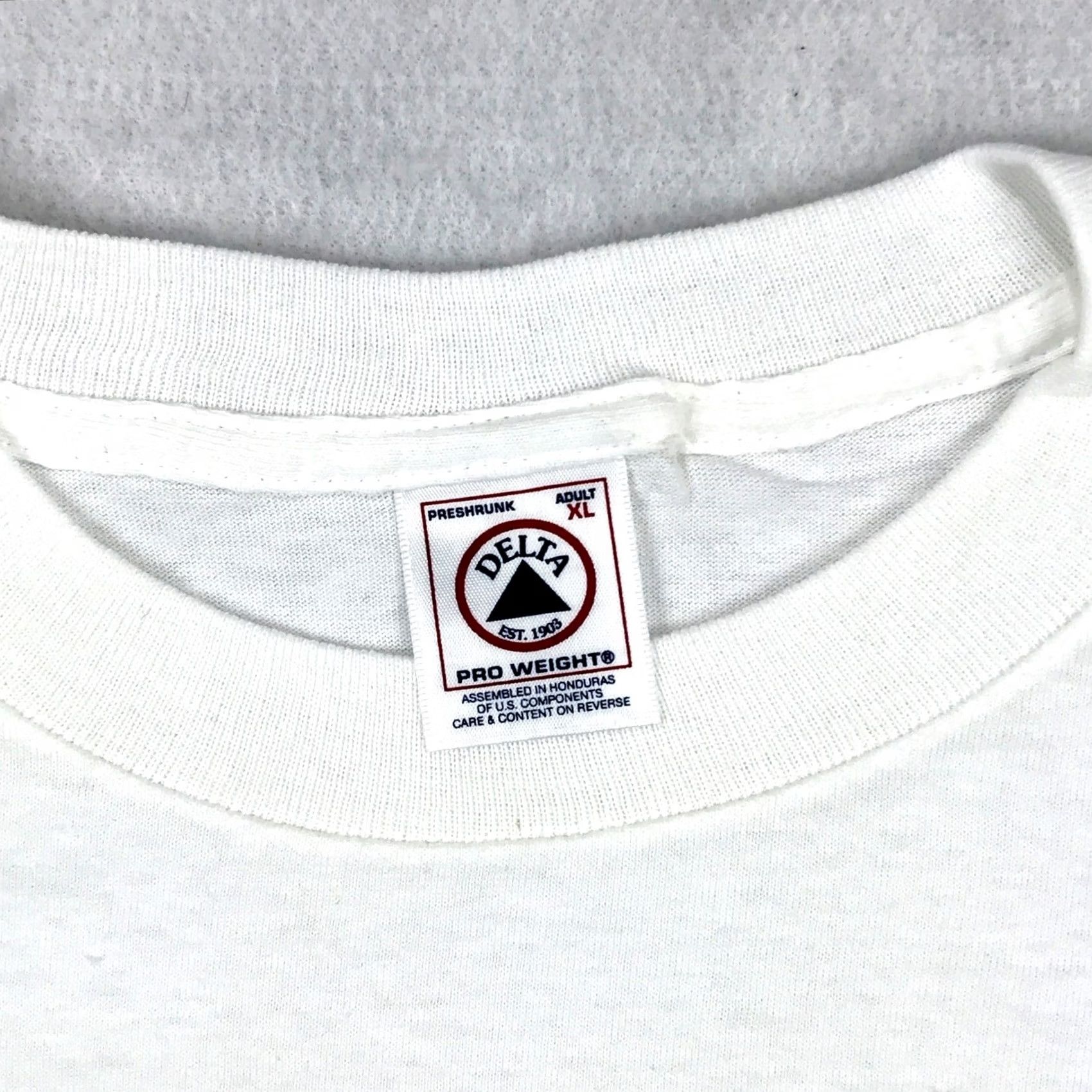 Delta VINTAGE TO THE UNTRAINED EYE IT LOOKS LIKE I CARE T-Shirt XL joke 90s White Unisex Adults Size US XL / EU 56 / 4 - 6 Thumbnail