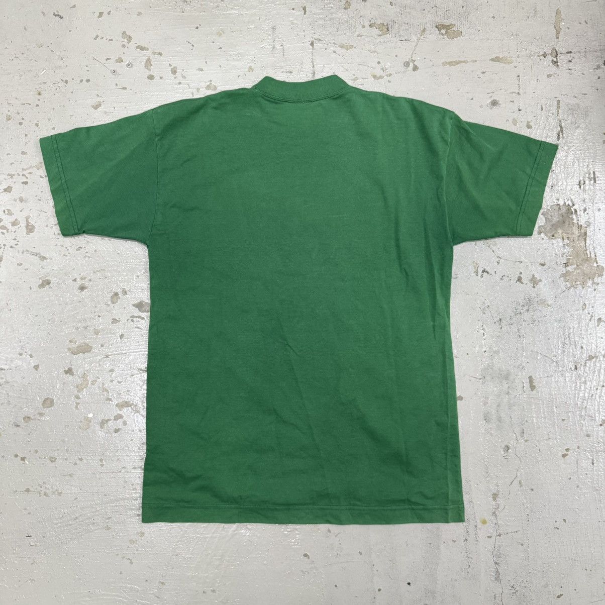 Nike Vintage Nike Curve Logo Tshirt Size US M / EU 48-50 / 2 - 6 Thumbnail