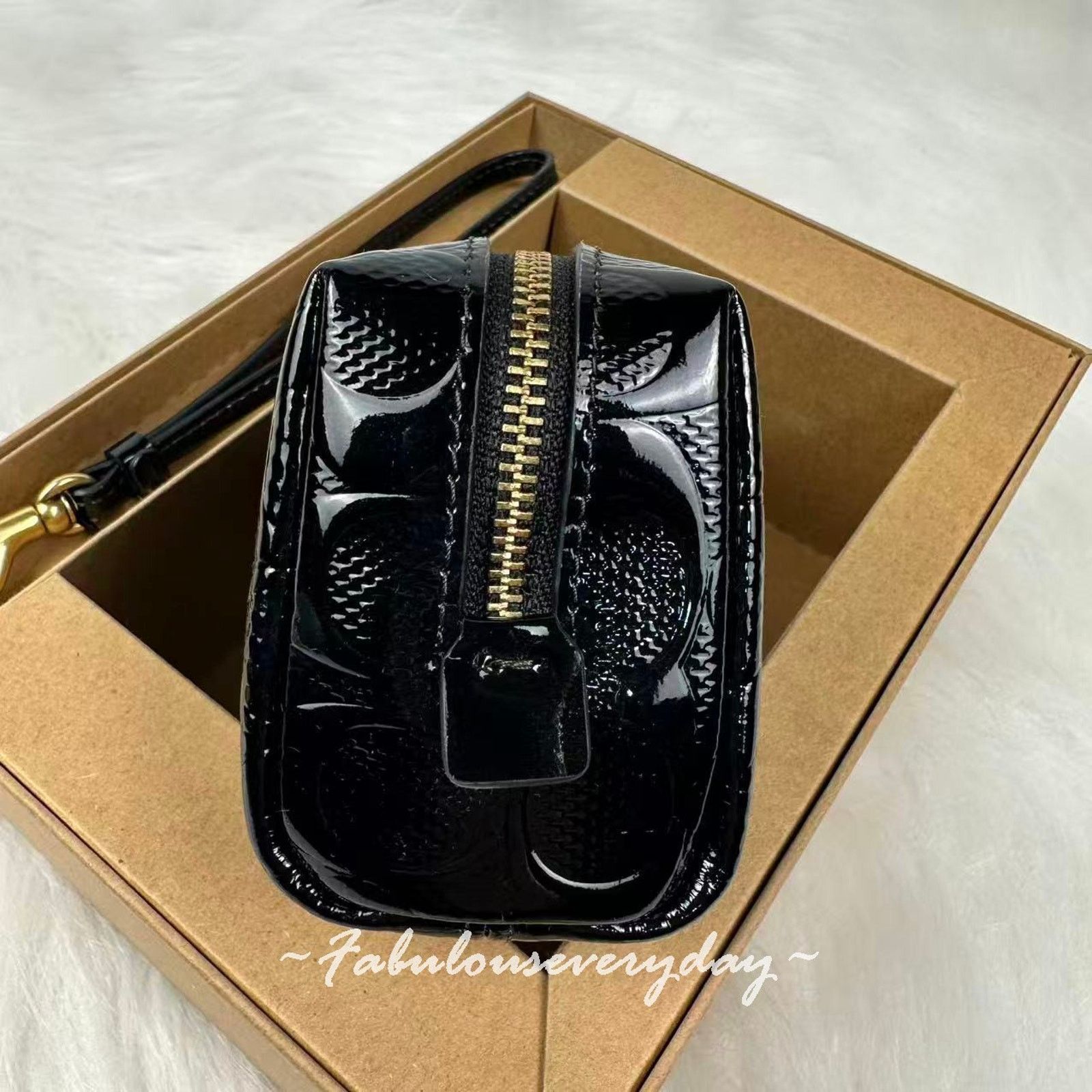 Coach Coach Boxed Essential Mini Cosmetic Pouch Wristlet Black Size ONE SIZE - 4 Thumbnail