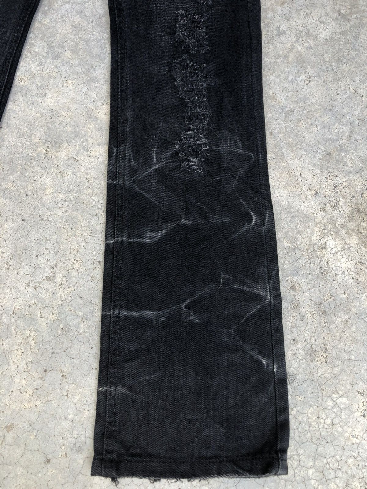 Who Decides War Philsdox Flared Jeans Bootcut Distressed Size US 31 - 7 Thumbnail