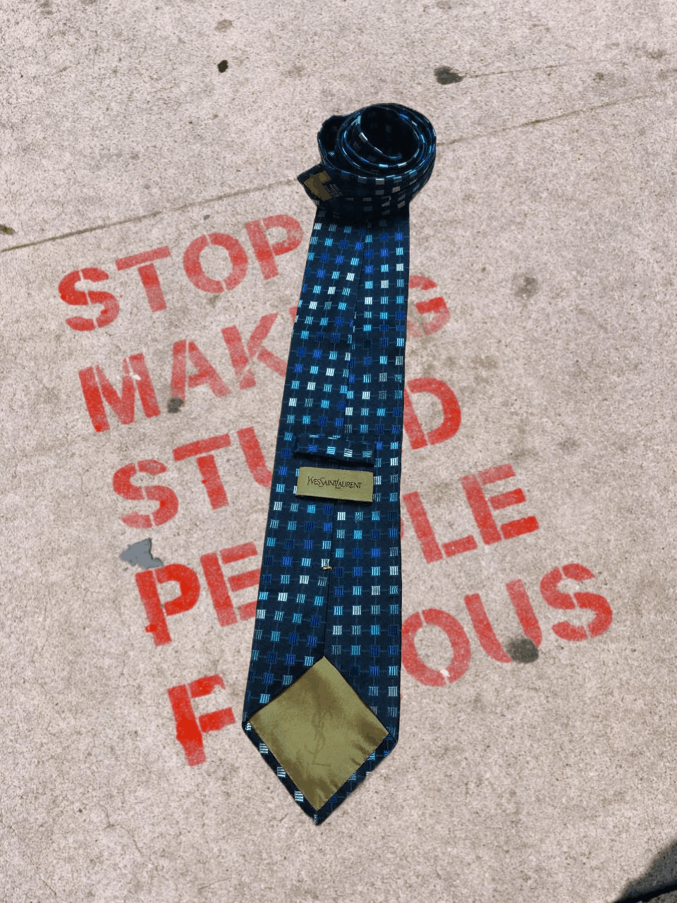 Yves Saint Laurent YSL Yves Saint Laurent Tie Navy Vintage Necktie Silk Size ONE SIZE - 1 Thumbnail