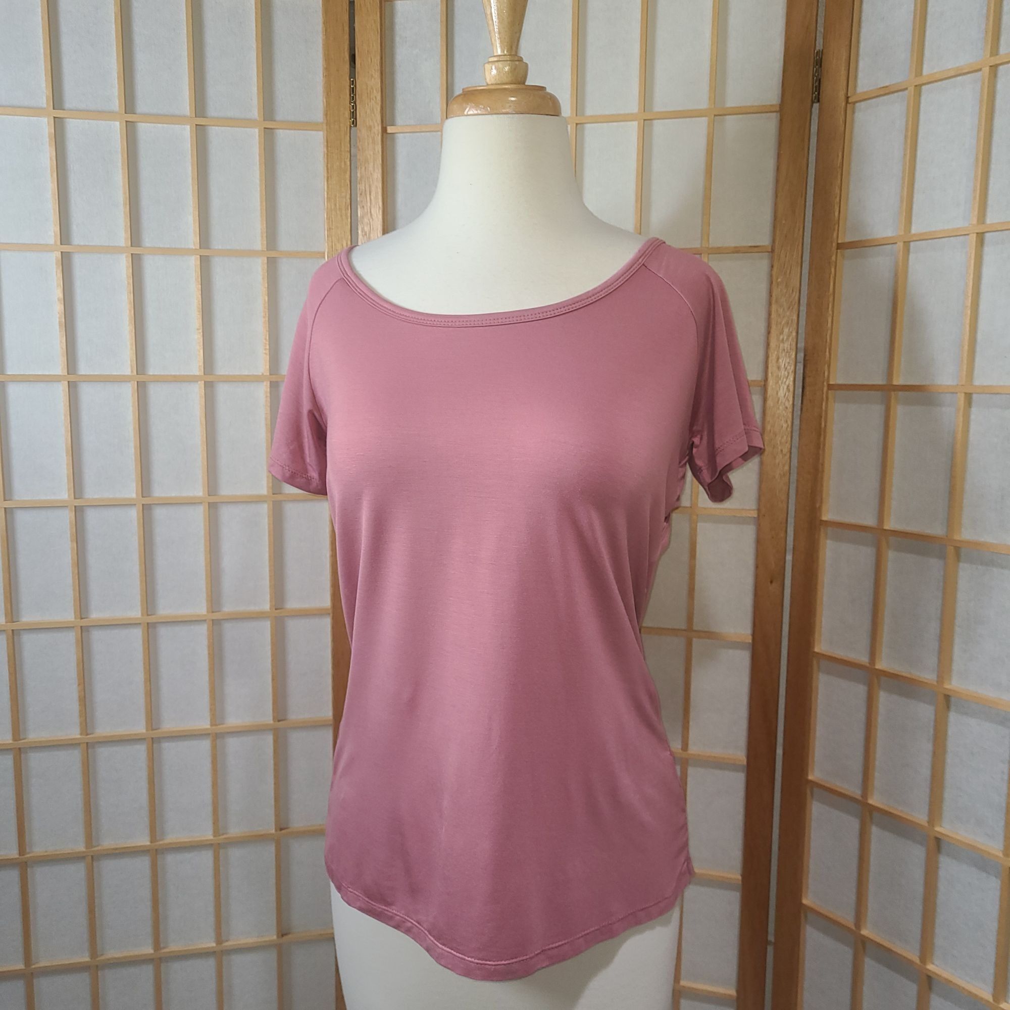 Other NWT The Free Yoga Sm Open Back Top Size S / US 4 / IT 40 - 10 Thumbnail
