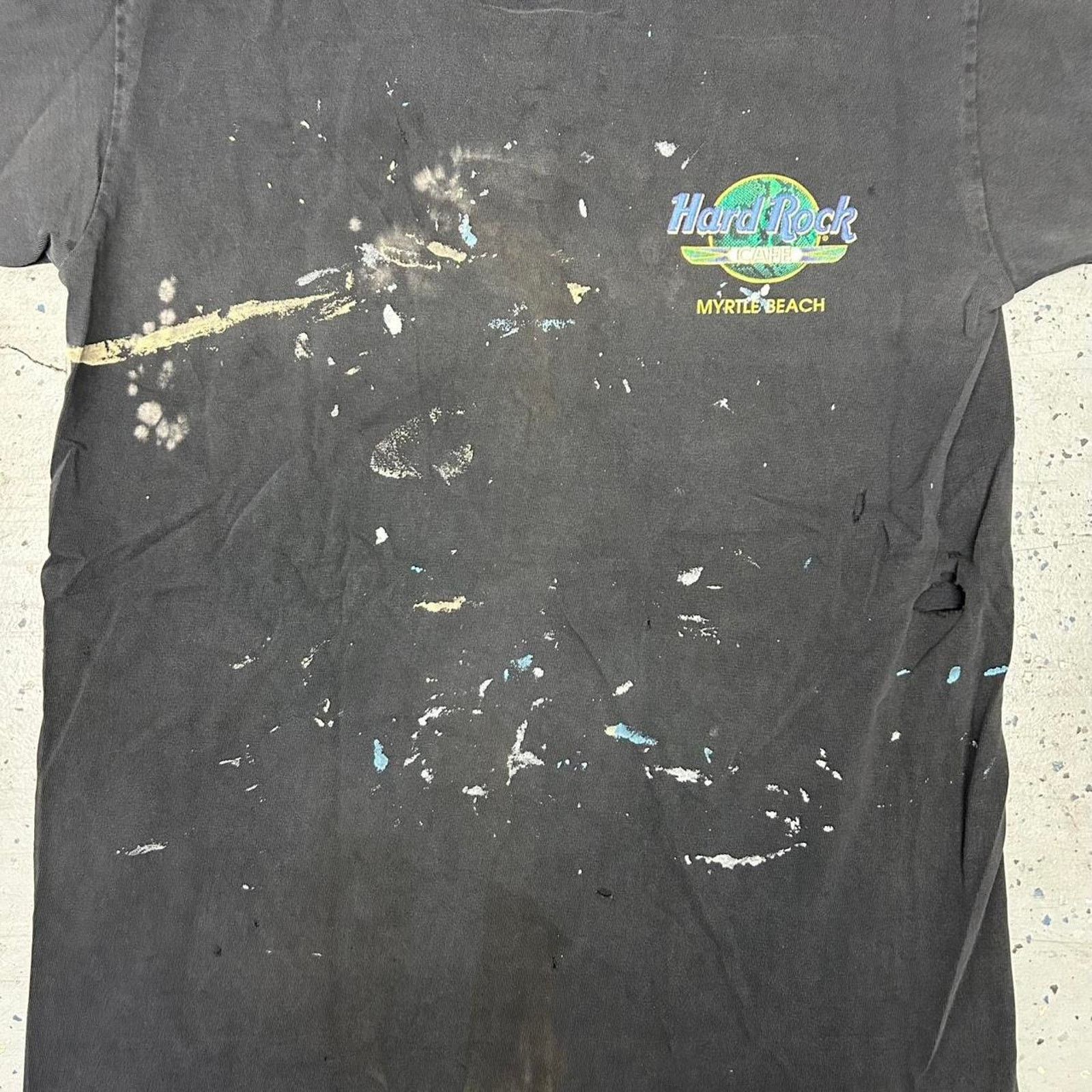 Hard Rock Cafe VTG hard rock cafe black t-shirt with yellow/green graphic Size US L / EU 52-54 / 3 - 5 Thumbnail
