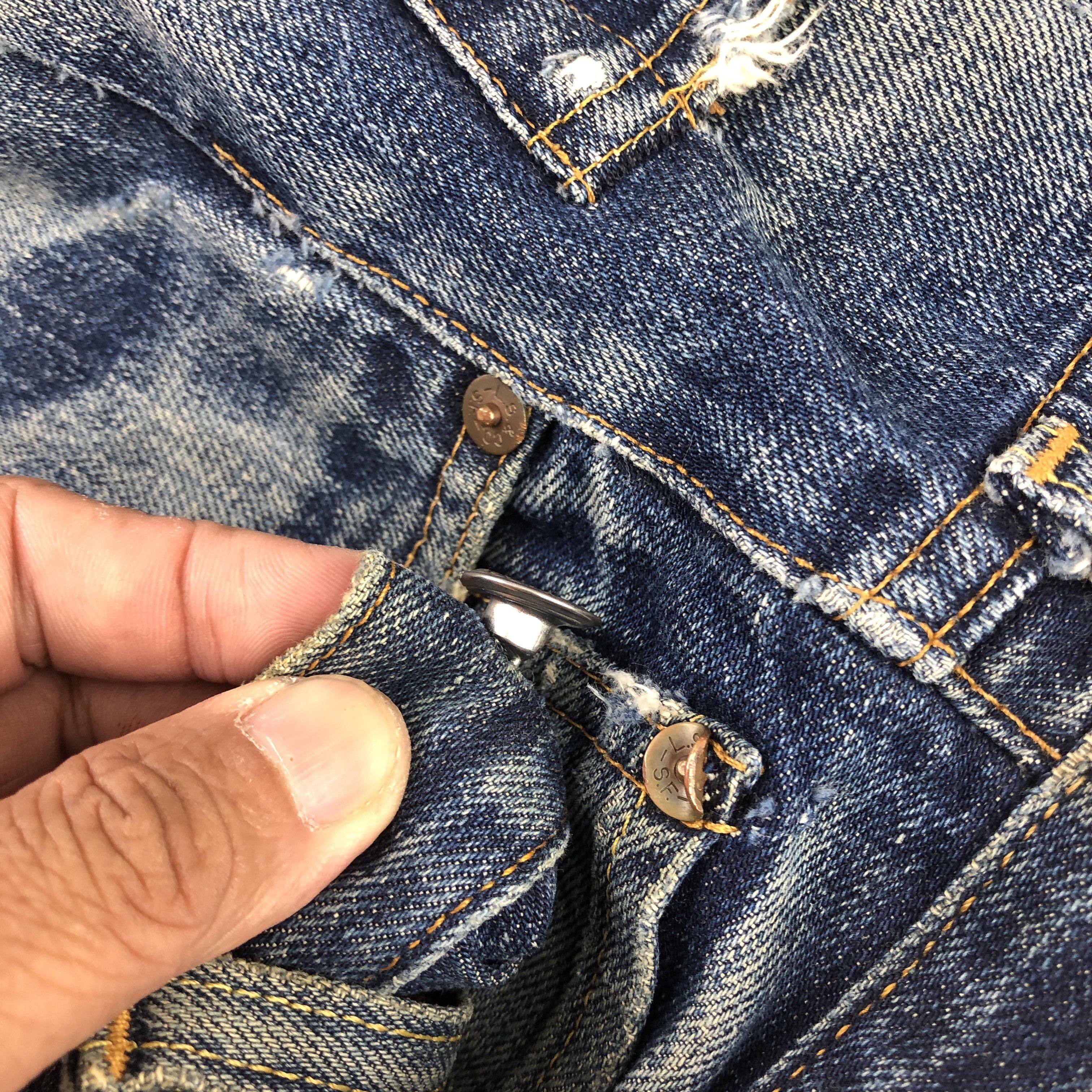 Levi's Vintage Levis 501xx Selvedge Jeans Distressed Faded Denim Size 28" / US 6 / IT 42 - 11 Thumbnail