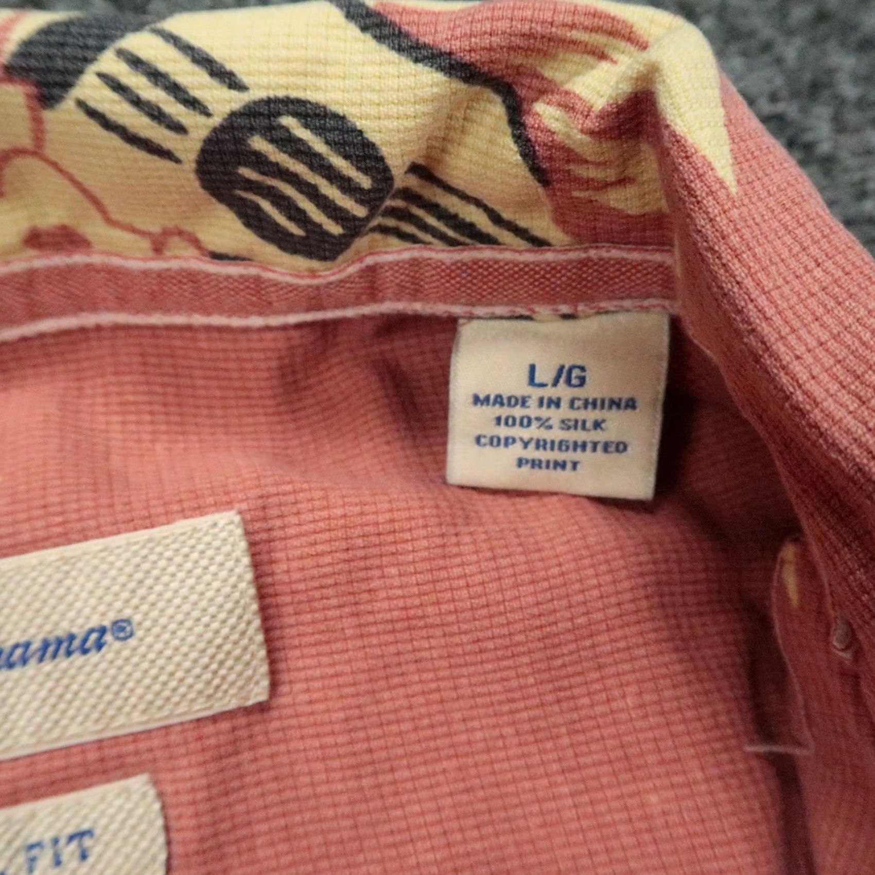 Tommy Bahama Tommy Bahama Shirt Men Large Coral Red Ukulel Floral Short Sleeve Silk Hawaiian Button-Up Pattern: Floral Size US L / EU 52-54 / 3 - 4 Thumbnail