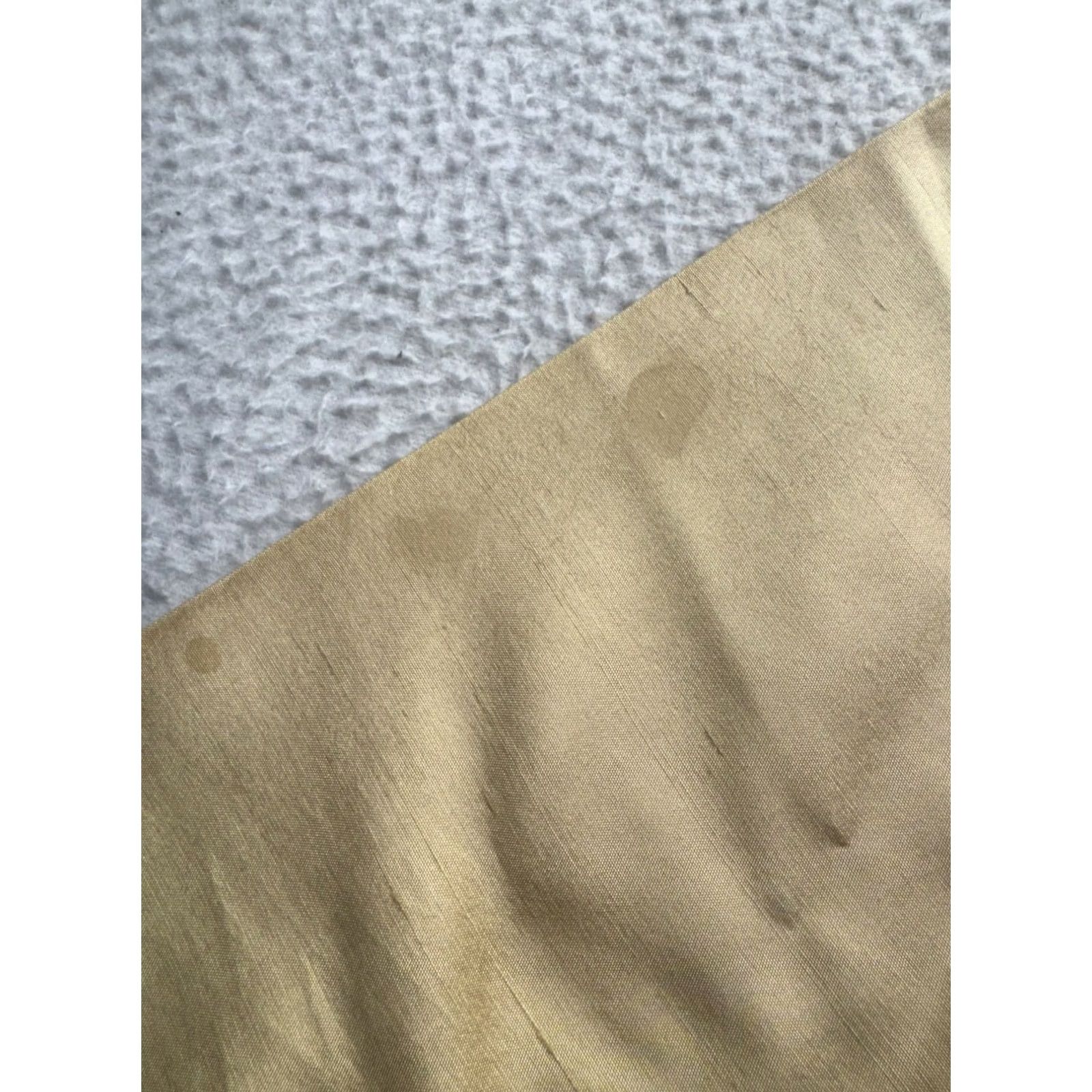 Talbots Talbots Blouse Silk Size 12 Champagne Womens 12 Silk Blouse Petites Tie Waist Stains Pre-Owned Fair Size XL / US 12-14 / IT 48-50 - 6 Thumbnail