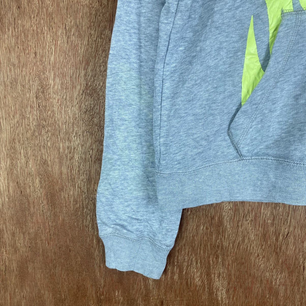 Nike × Vintage Nike Big Logo Front Sweatshirt Hoodie #K01592 Size US M / EU 48-50 / 2 - 6 Thumbnail