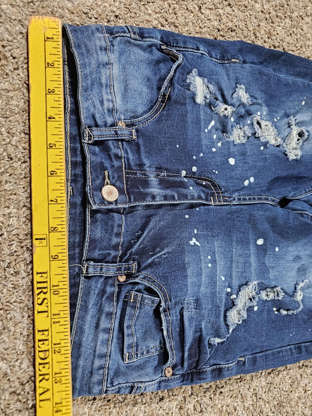 Designer Surprise Surprise Destroyed Jeans Medium APPROX 28x29 Size 32" / US 10 / IT 46 - 5 Thumbnail