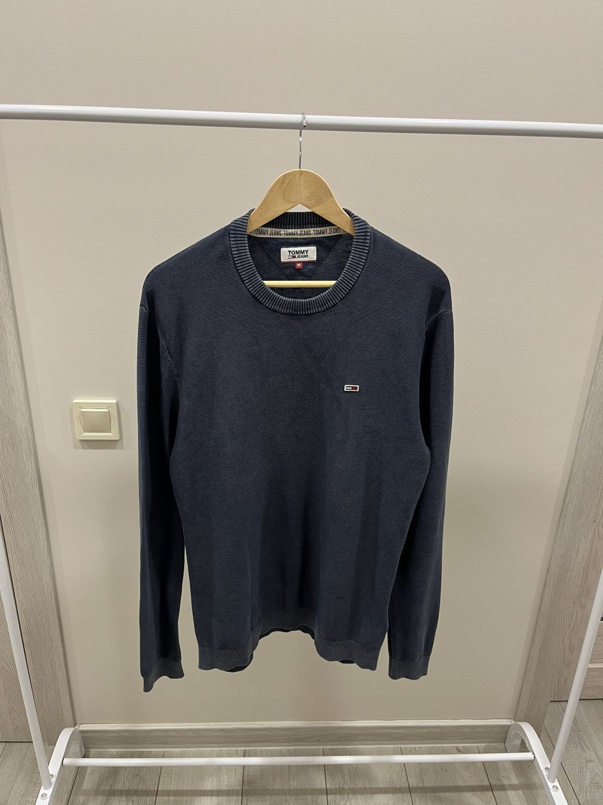 Tommy Hilfiger Tommy Hilfiger Sweatshirt M Tommy Flag Knit 90s Crewneck Size US M / EU 48-50 / 2 - 1 Thumbnail