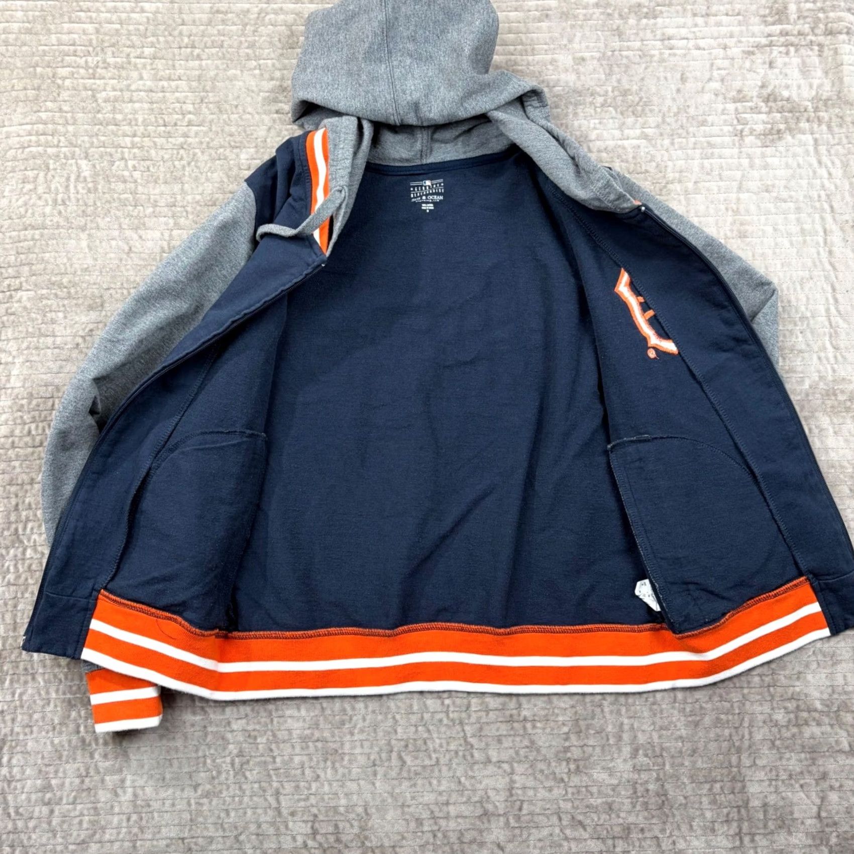 Vintage Detroit Tigers 5th & Ocean Full Zip Hoodie Navy Grey Orange M Baseball Embroidered Logo Pockets Varsity Jacket Style Shirt Mens Size US M / EU 48-50 / 2 - 2 Thumbnail