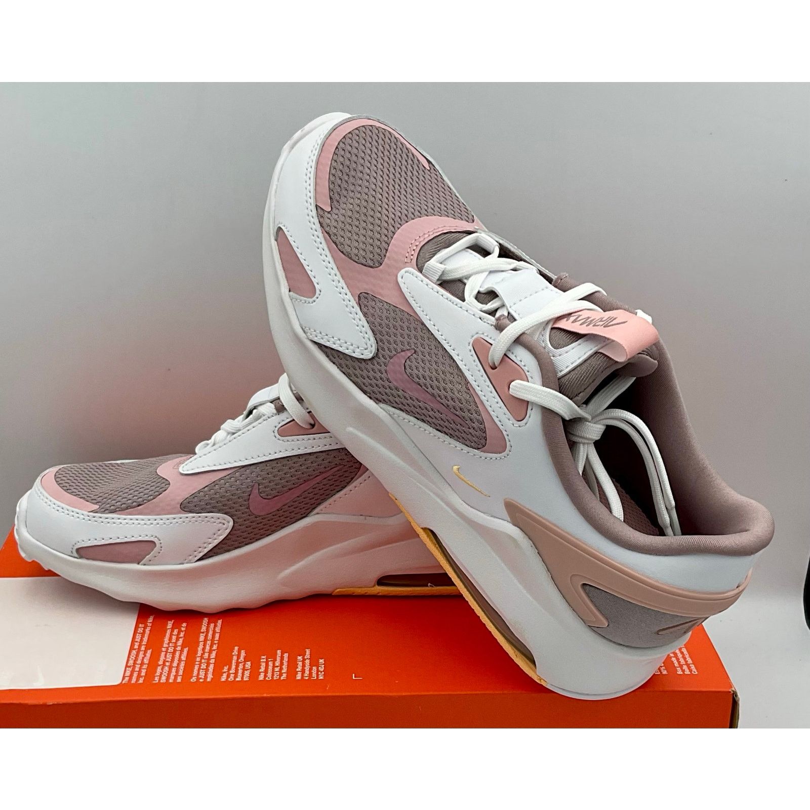 Nike Air Max Bolt GS 'Light Violet Ore' Sz 6y Size US 6 / EU 39 - 11 Thumbnail