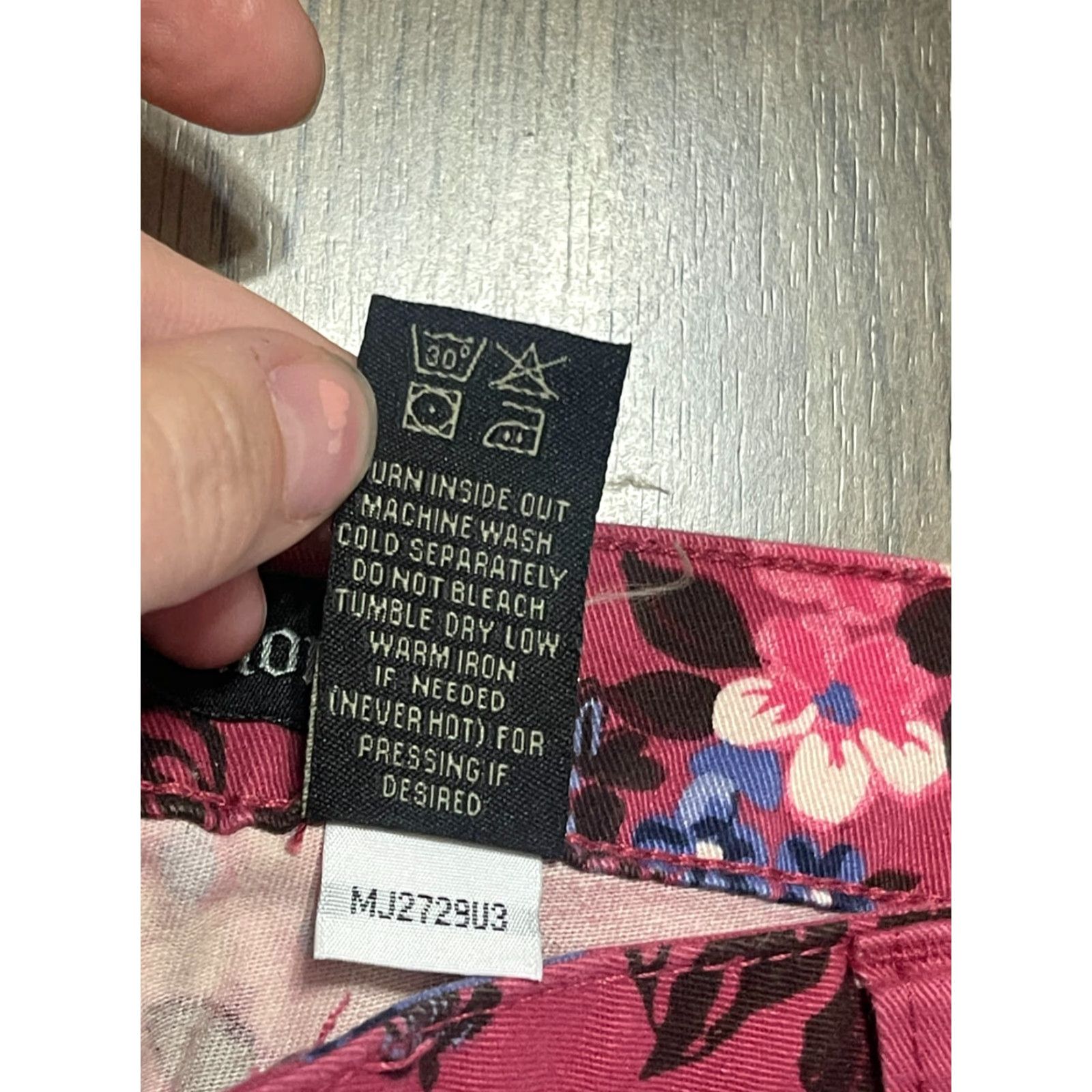 Vintage Love Nation Jeans Women's 16 Floral Skinny Denim Pink Blue Black White Regular Size 16 Inseam 29.5 in Class: Jeans Womens Size 38" / US 16 / IT 52 - 6 Thumbnail