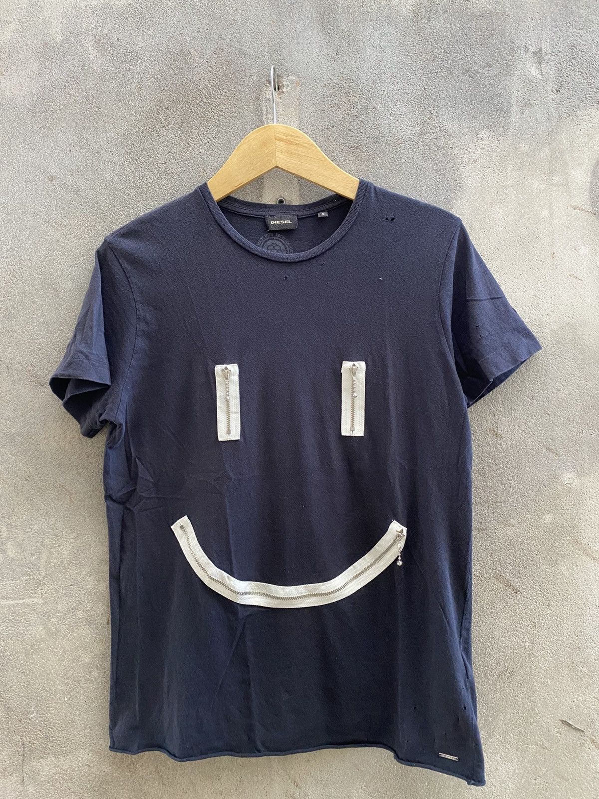 Diesel 💸BINDINGOFFER💸Vintage Diesel retslteing smile Size US S / EU 44-46 / 1 - 1 Thumbnail