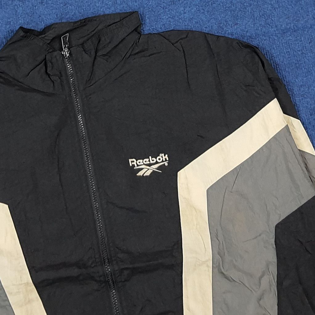 Reebok Vintage 90s Reebok Windbreaker Jacket Oversize C290N25 Size US M / EU 48-50 / 2 - 2 Thumbnail