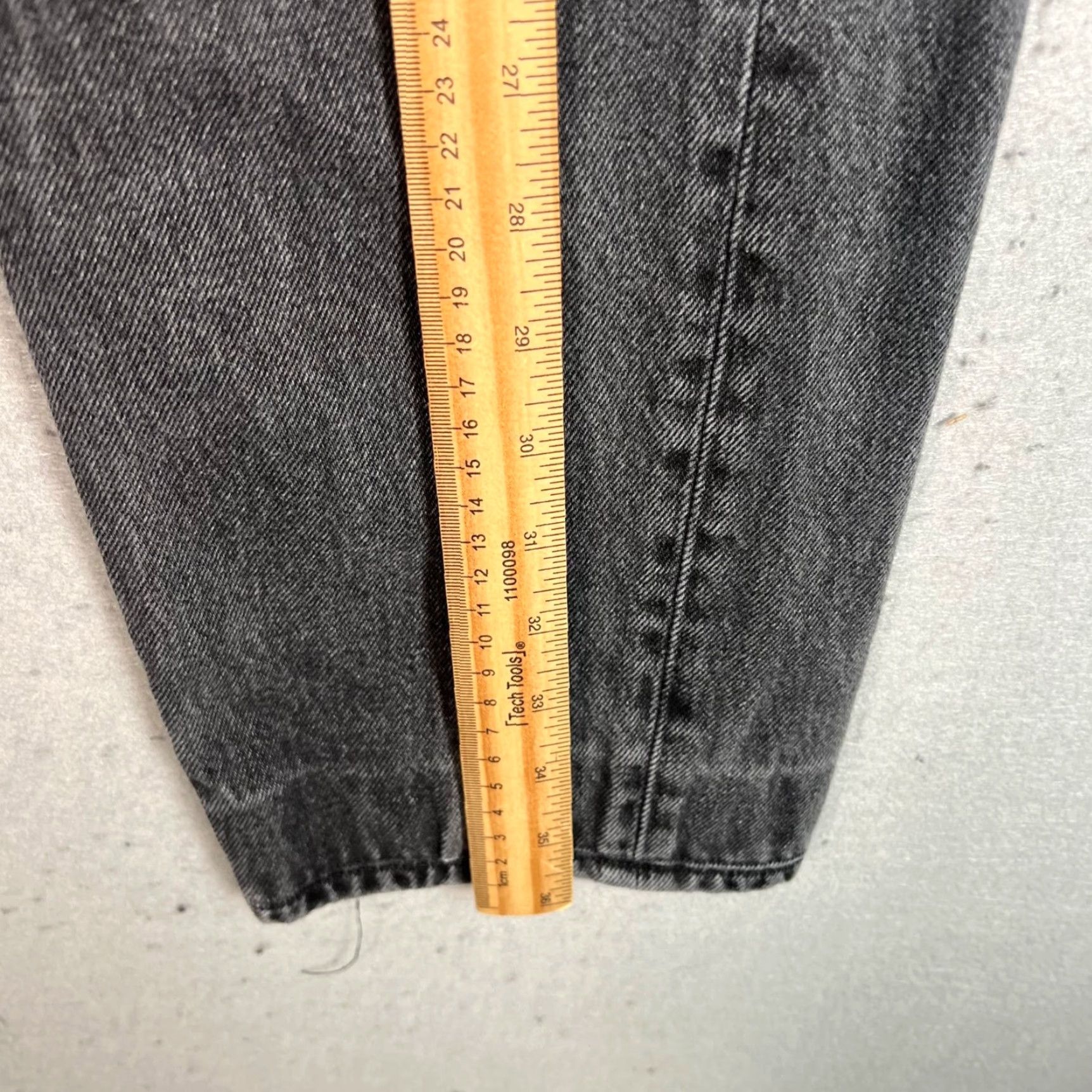 Frame FRAME Jeans Womens Size 30 Black High-Rise Straight Leg 100% Cotton Denim Vintage No – 5-Pocket Design Inseam 27 in Adult Womens Straight Jeans Boys? Size 30" / US 8 / IT 44 - 6 Thumbnail