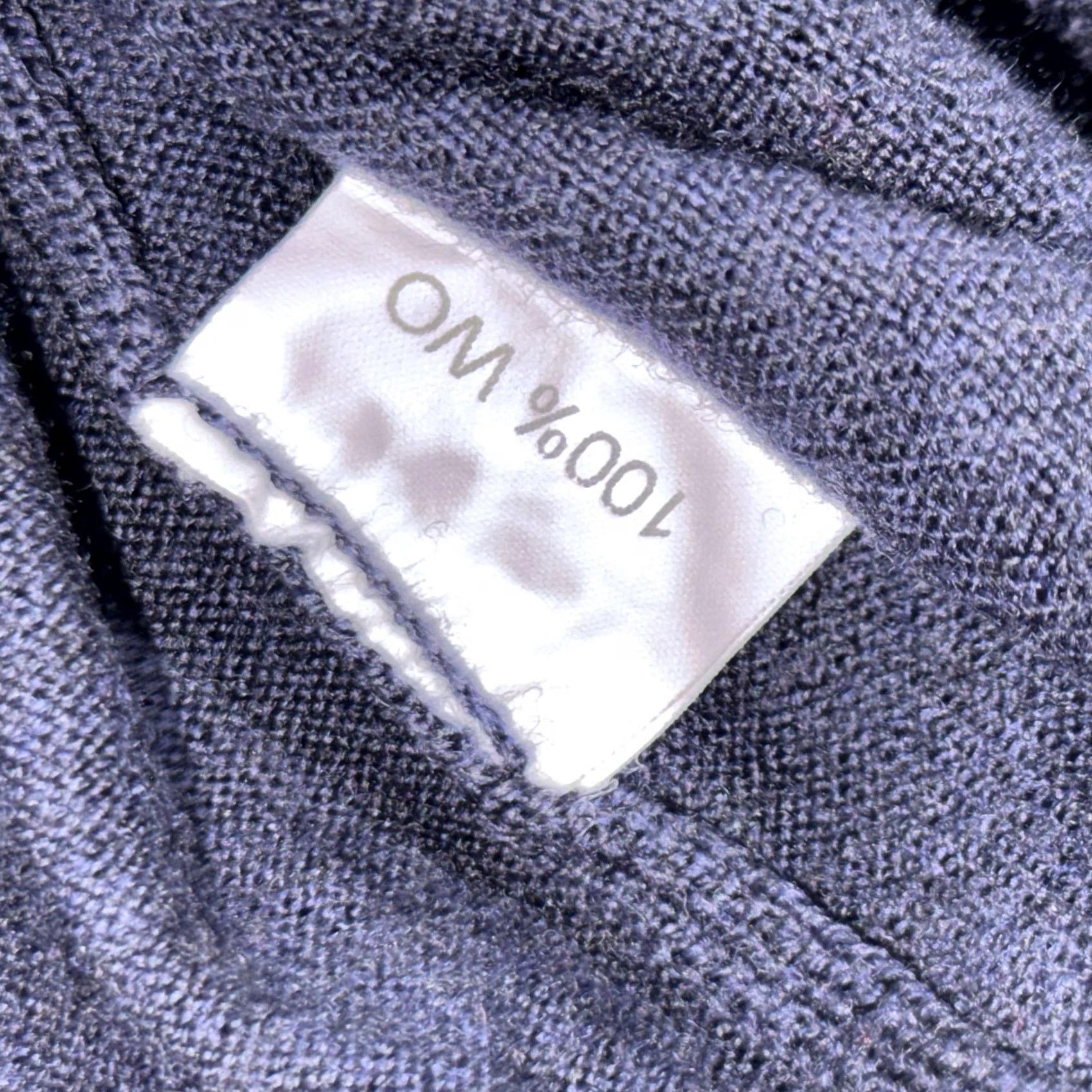 Canali Canali Sweater Mens Pullover V-Neck Navy Blue 100% Wool Lightweight Knit Knitted Knitwear Solid 46 S Regular Men’s Mens Middle? Size US S / EU 44-46 / 1 - 4 Thumbnail