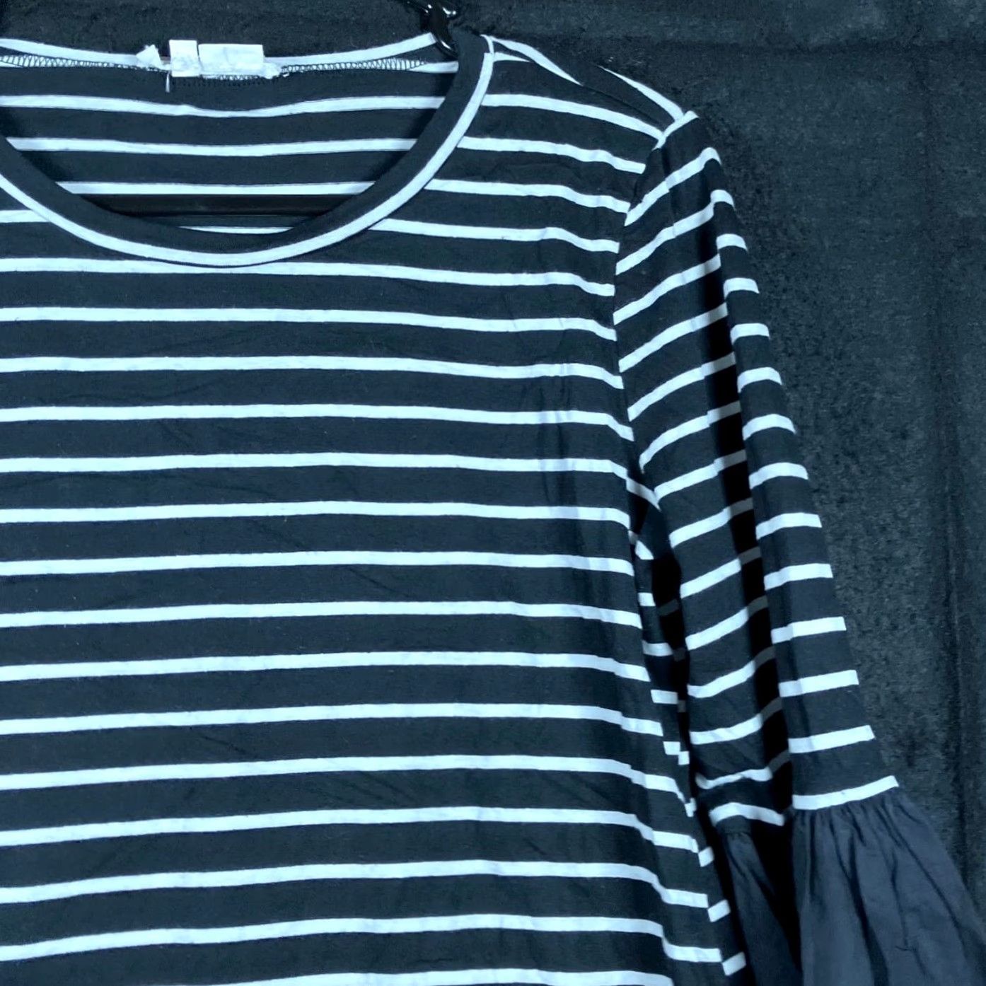 Anthropologie Anthropologie Womens Shirt Black White Round Neck Adele Bell Knit Small Short Sleeve Options? (But keep to title rules) Size S / US 4 / IT 40 - 5 Thumbnail