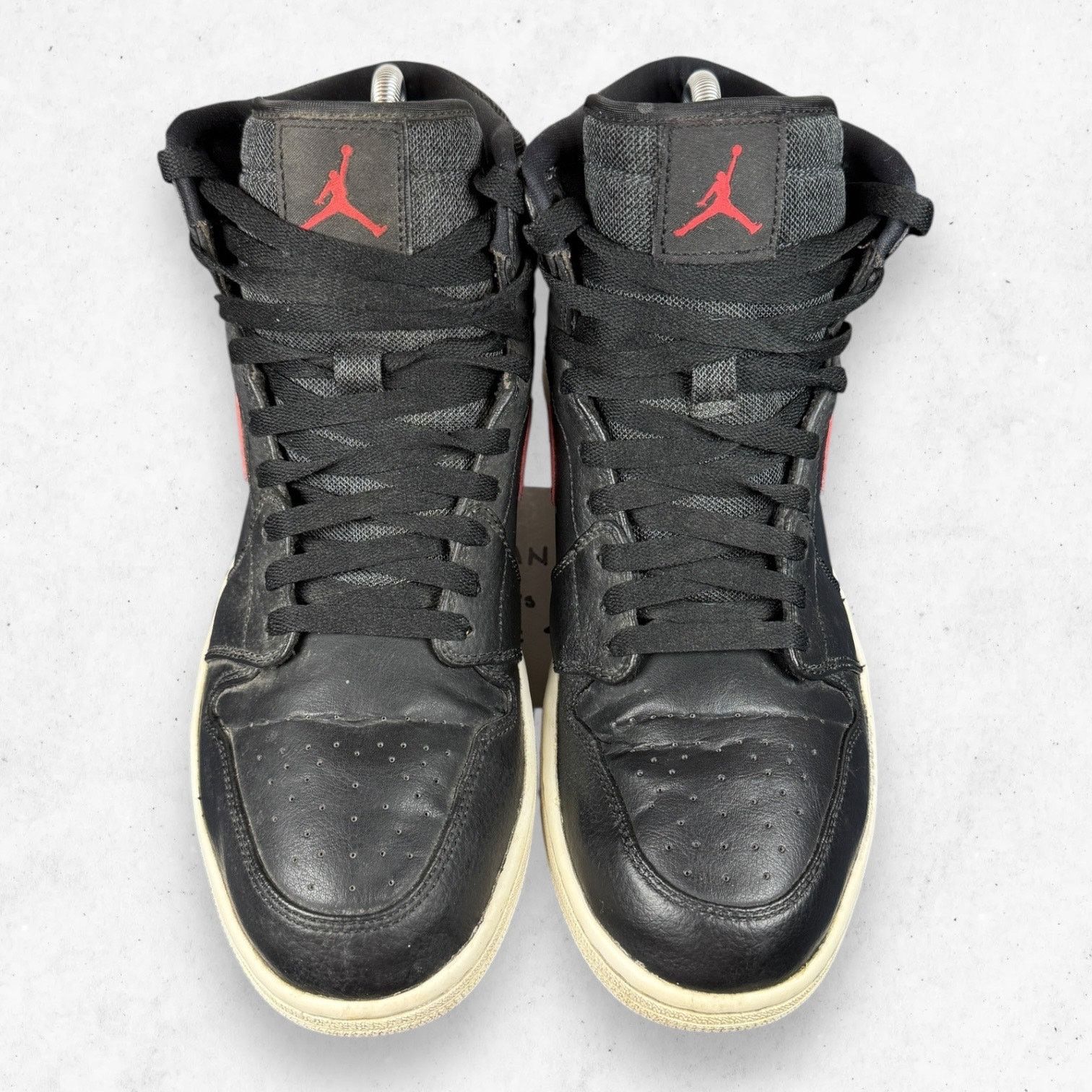 Jordan Brand Air Jordan 1 Retro High Rare Air Black Red Sz 11.5 Size US 11.5 / EU 44-45 - 8 Thumbnail