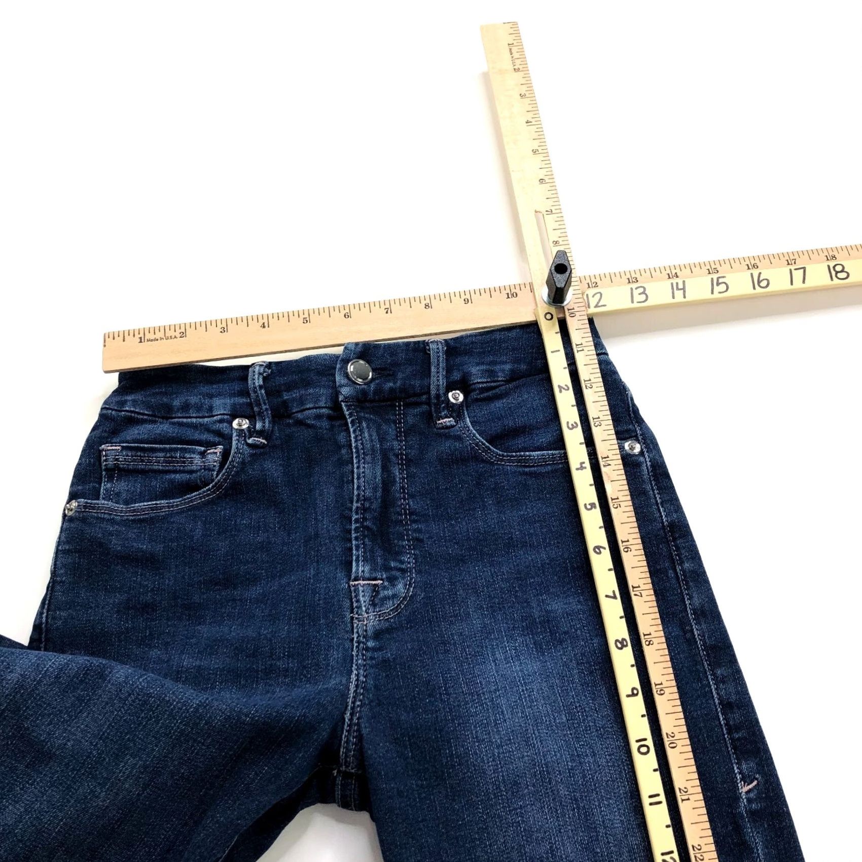 Good American Good American Good Legs Crop Jeans GLC899T Mid Rise 0/25 26L 24W Blue Denim 5-Pocket Womens Mens? Size 25" / US 0 / IT 36 - 5 Thumbnail