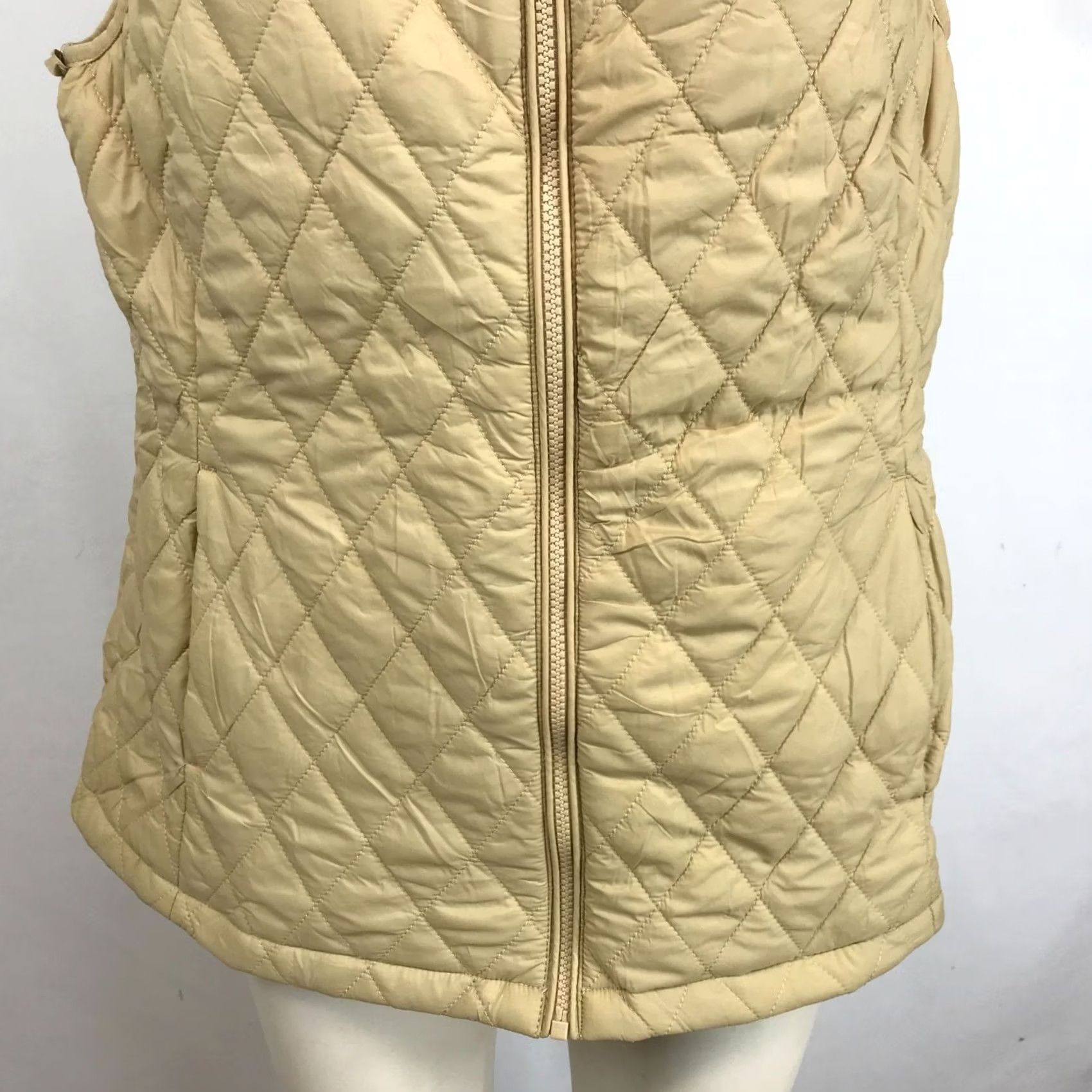 Lands' End Lands' End Womens Medium Tan Quilted Full Zip Vest Shirt Womens Medium Tan Quilted Full Zip Vest Size M / US 6-8 / IT 42-44 - 3 Thumbnail