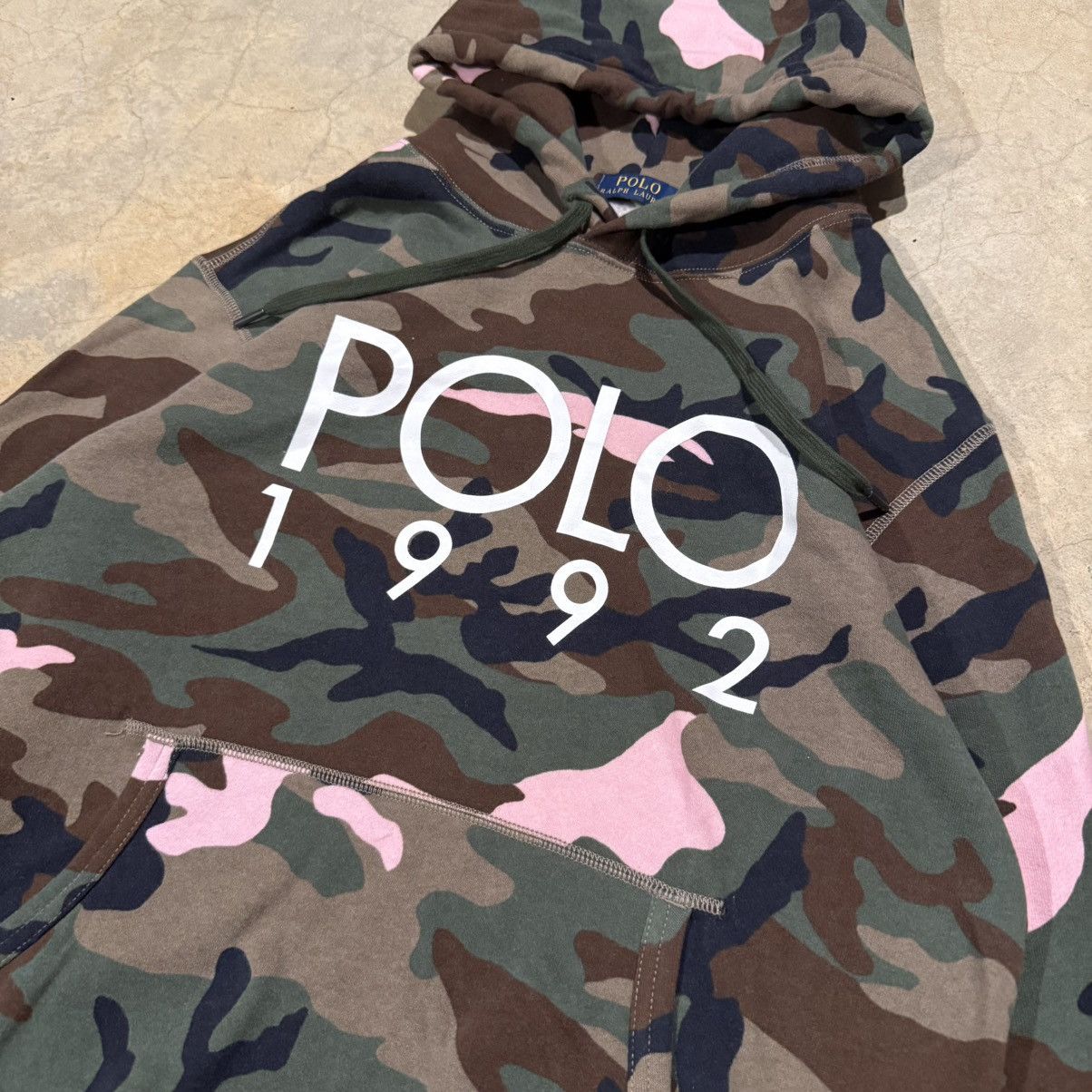 Polo Ralph Lauren Polo Ralph Lauren 1992 Stadium Pink Camo Graphic Hoodie Size US M / EU 48-50 / 2 - 3 Thumbnail