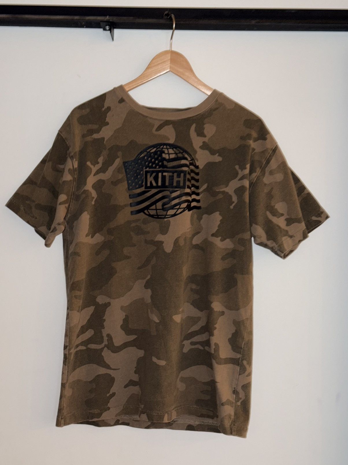 Kith KITH General Issue Tee Mens M Camo Graphic T Shirt Size US M / EU 48-50 / 2 - 1 Thumbnail